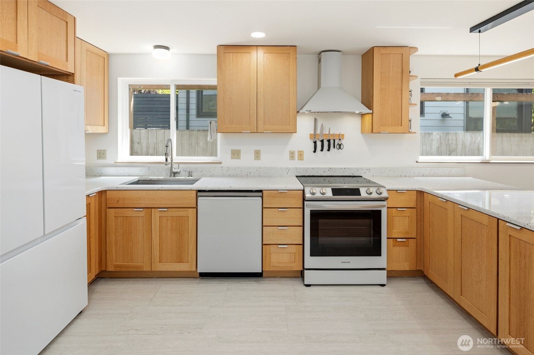 520 N 79th Street , Seattle, WA 98103