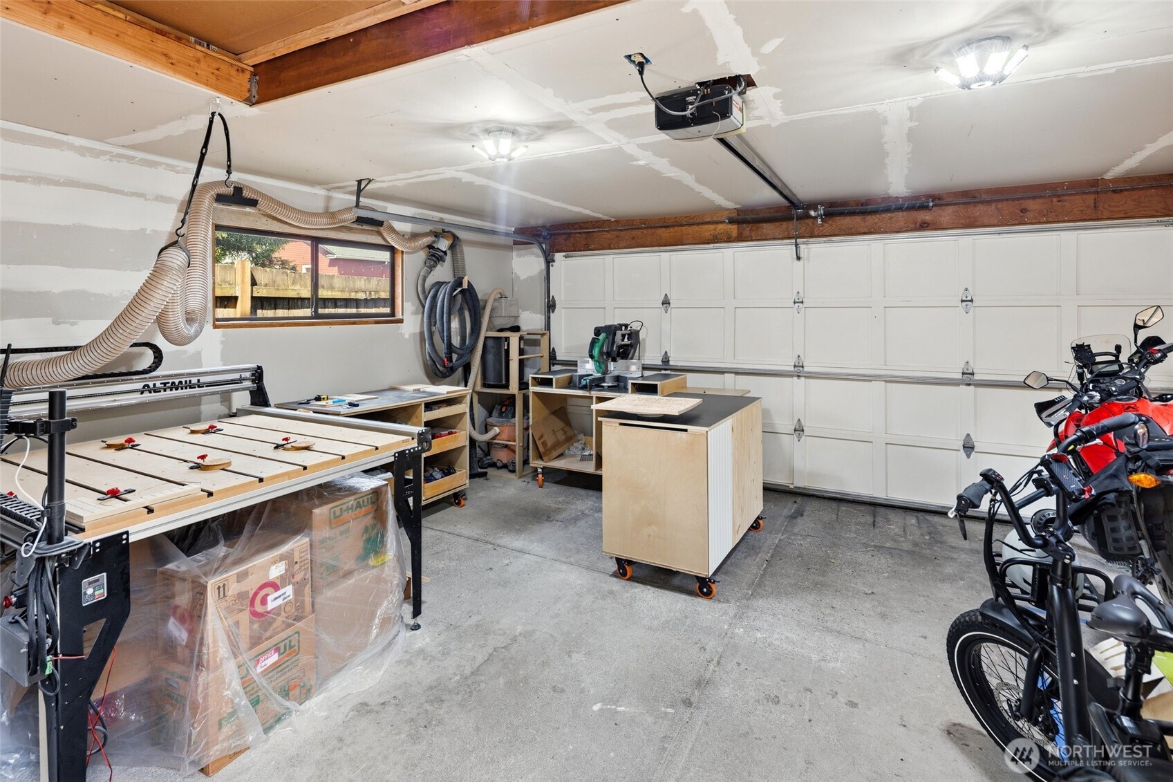 520 N 79th Street , Seattle, WA 98103