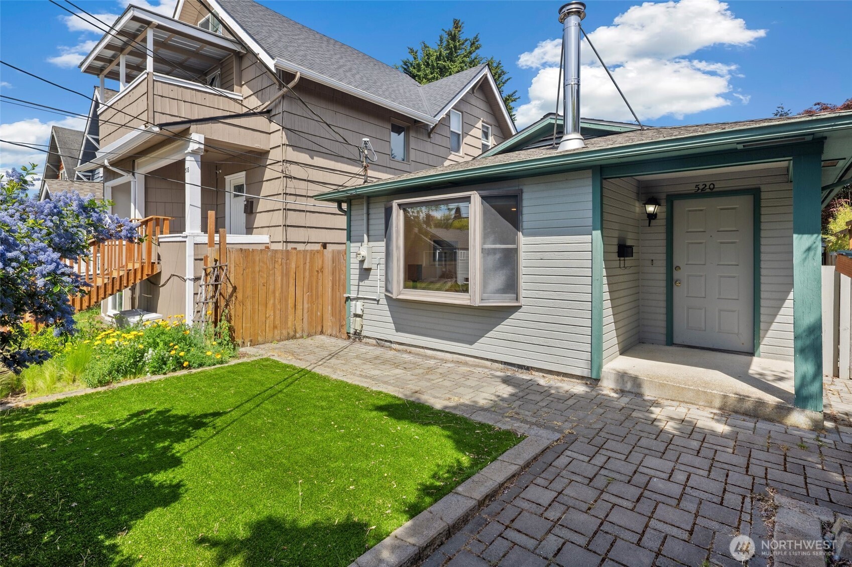520 N 79th Street , Seattle, WA 98103