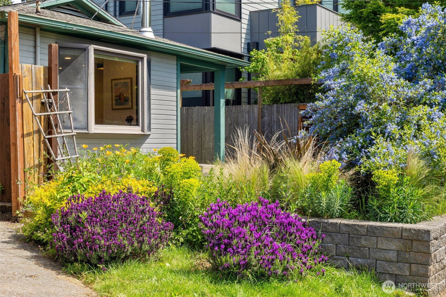 520 N 79th Street , Seattle, WA 98103