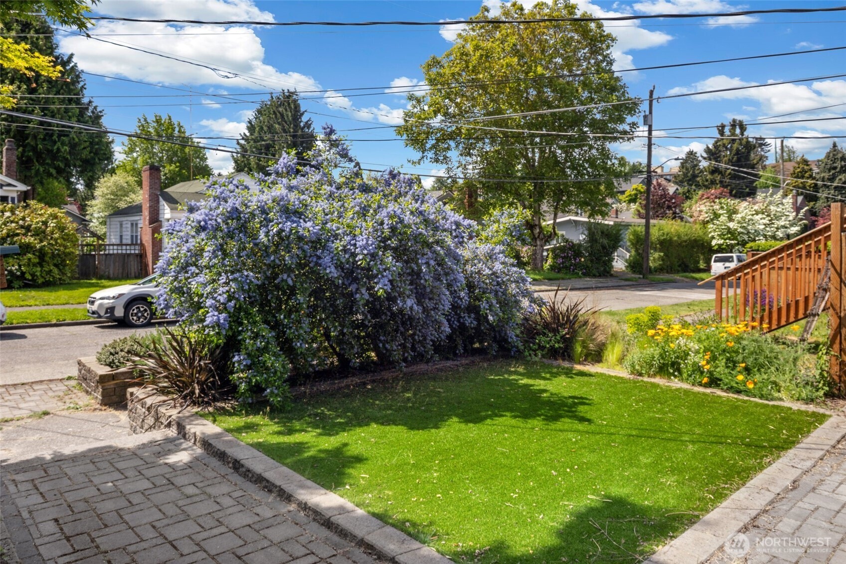 520 N 79th Street , Seattle, WA 98103
