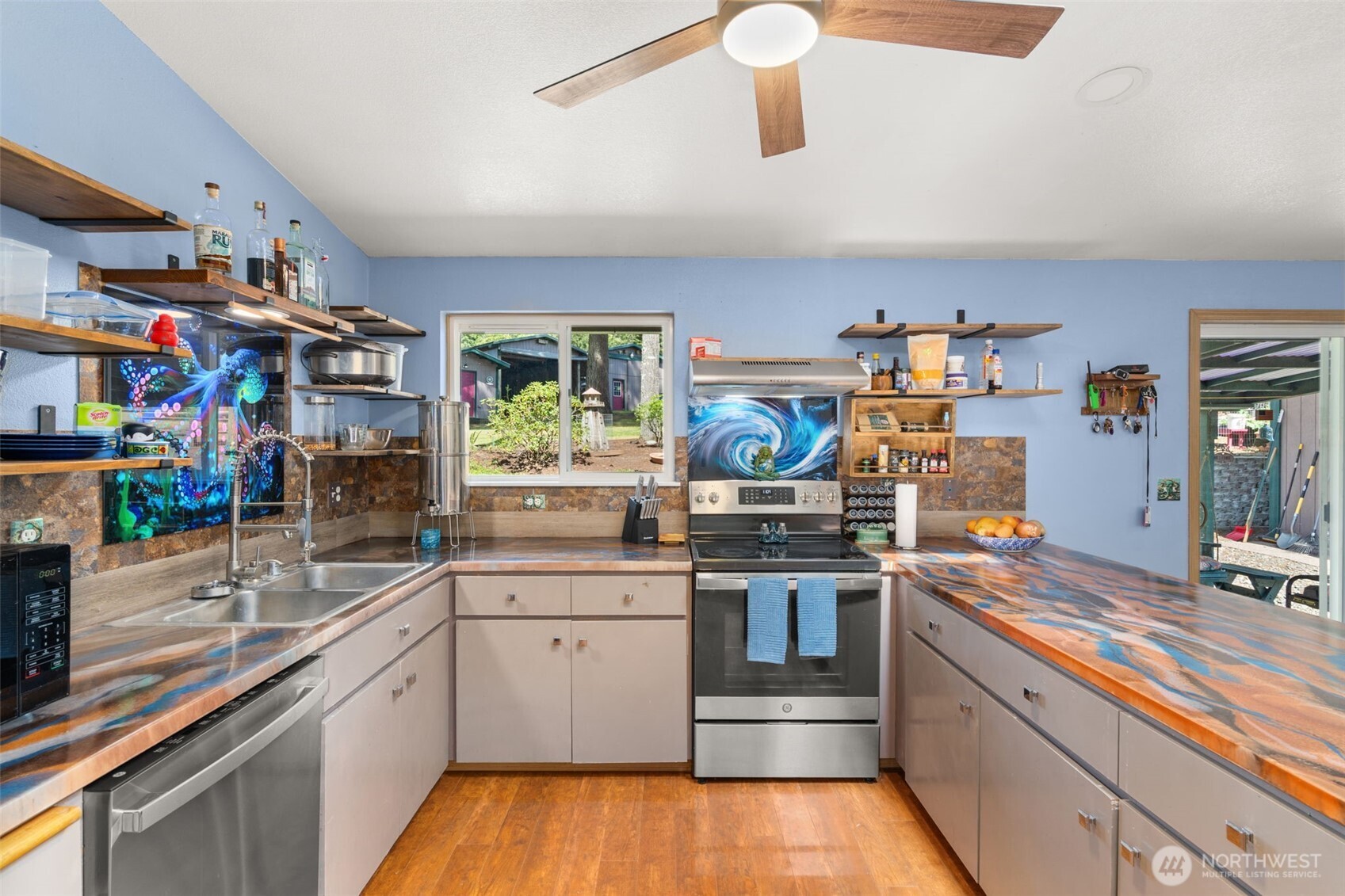 414 Chilvers Rd #D, Chehalis, WA 98532