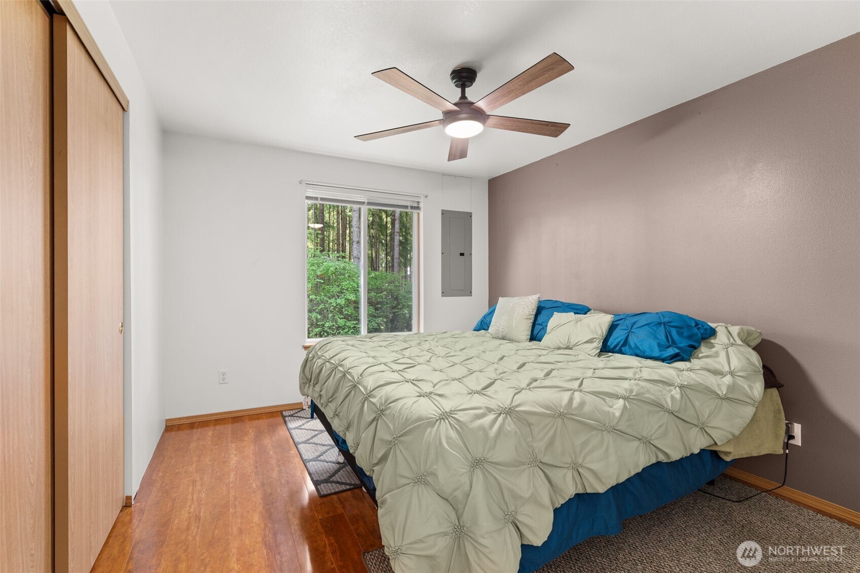 414 Chilvers Rd #D, Chehalis, WA 98532