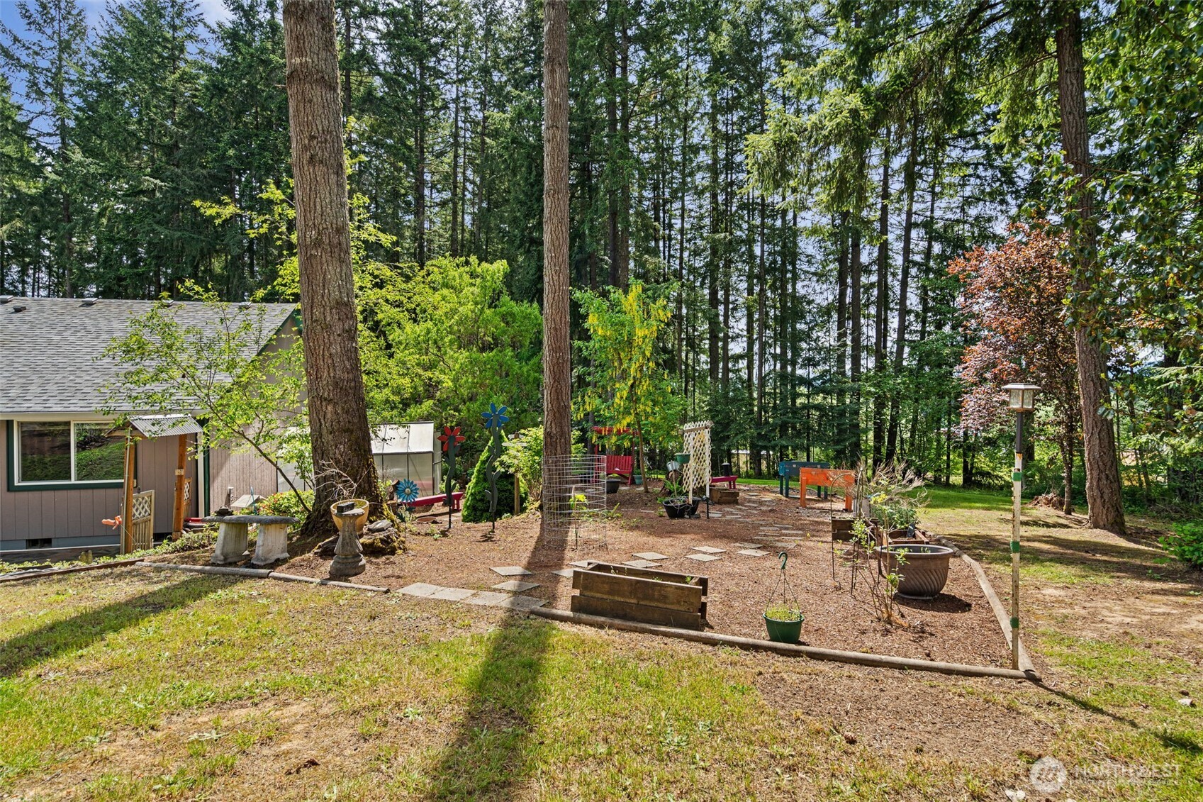 414 Chilvers Rd #D, Chehalis, WA 98532