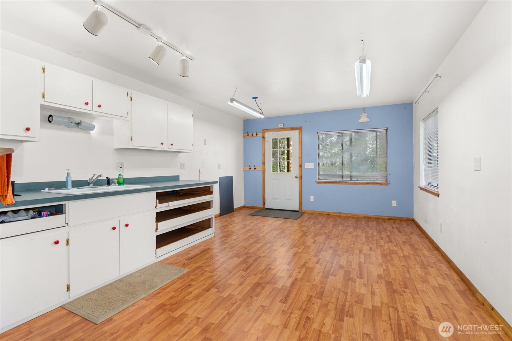 414 Chilvers Rd #D, Chehalis, WA 98532