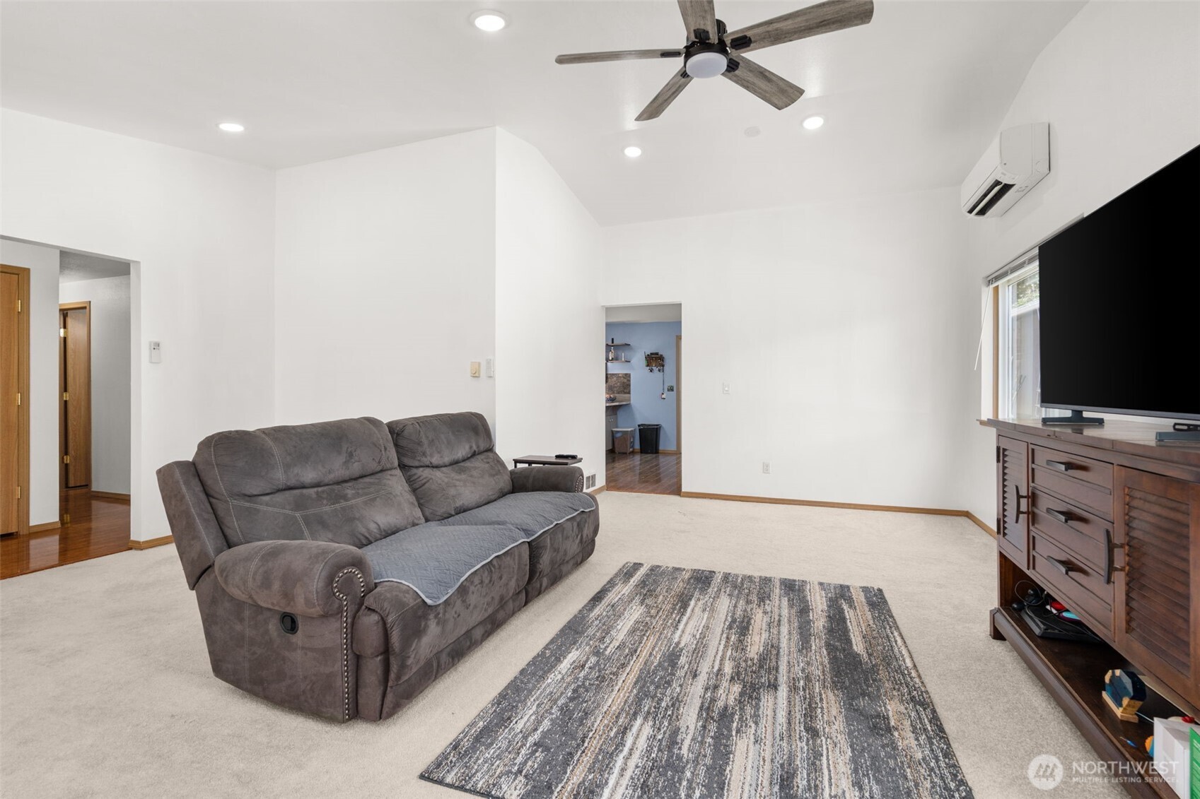 414 Chilvers Rd #D, Chehalis, WA 98532