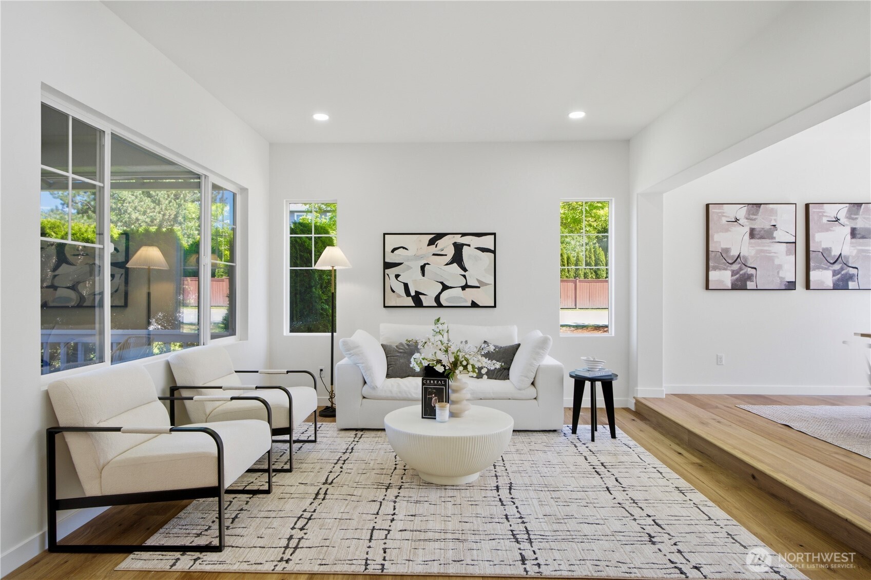 23991 SE 10th Street , Sammamish, WA 98075