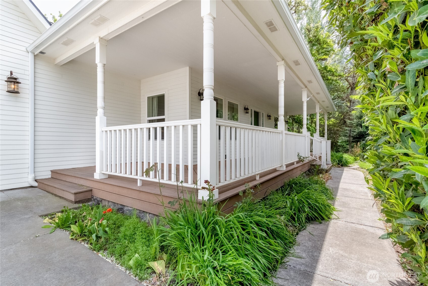 17 SW Homestead Avenue , College Place, WA 99324
