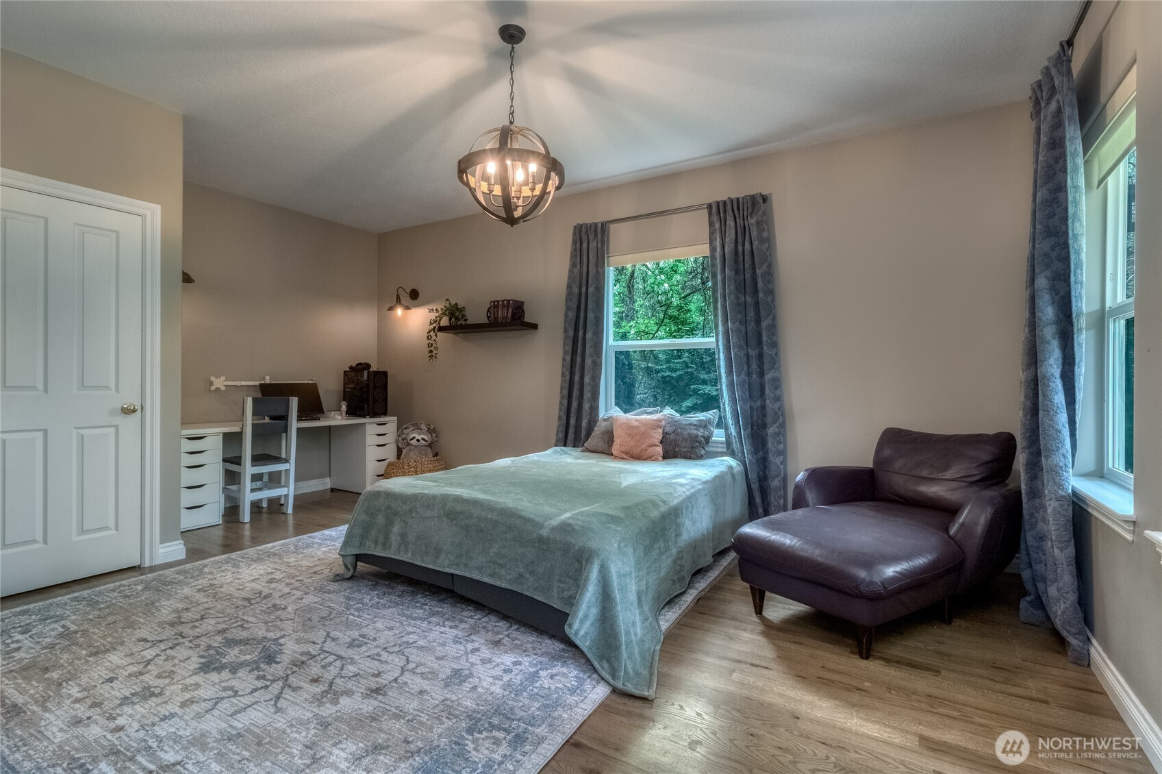 17 SW Homestead Avenue , College Place, WA 99324