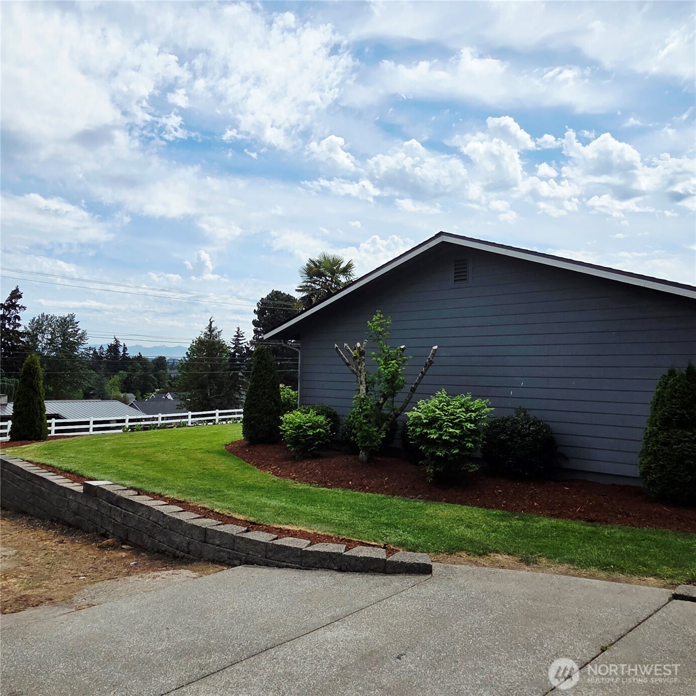 6919 90th Street E, Puyallup, WA 98371