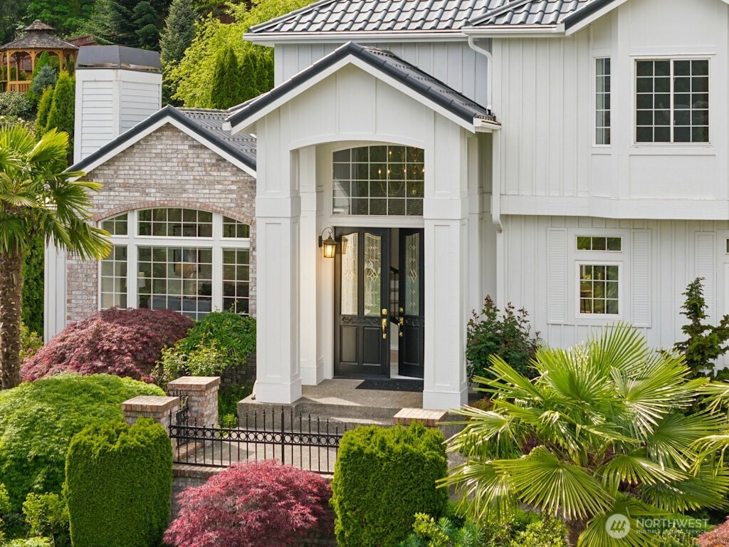 6063 156th Place SE, Bellevue, WA 98006