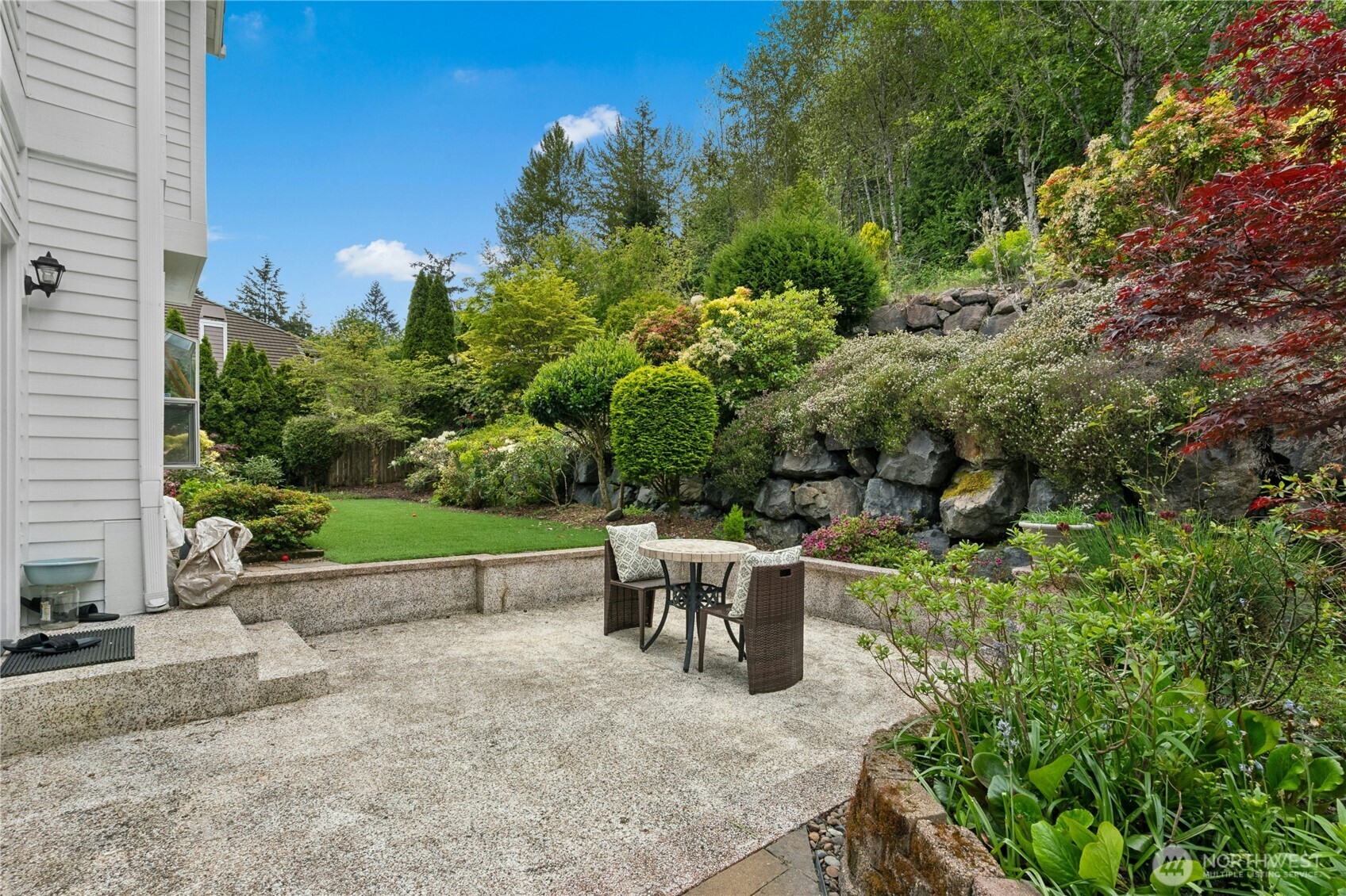 6063 156th Place SE, Bellevue, WA 98006