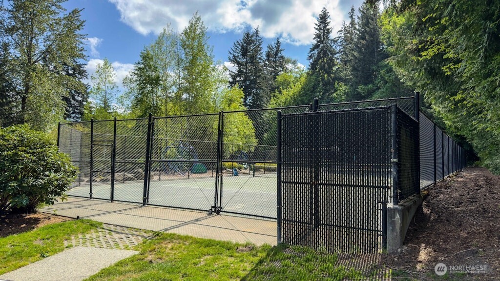 6063 156th Place SE, Bellevue, WA 98006