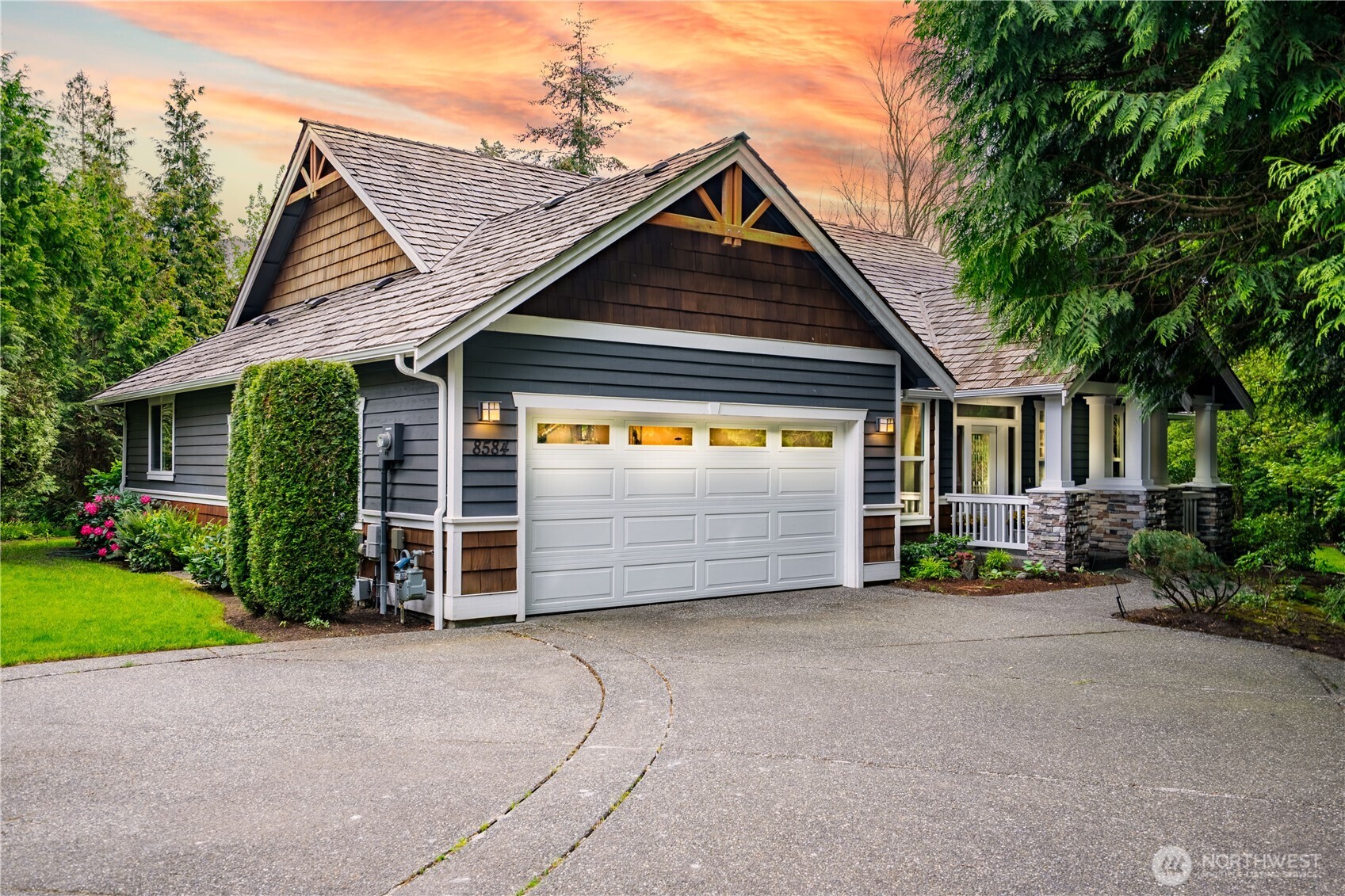 8584 Blue Grouse Way , Blaine, WA 98230