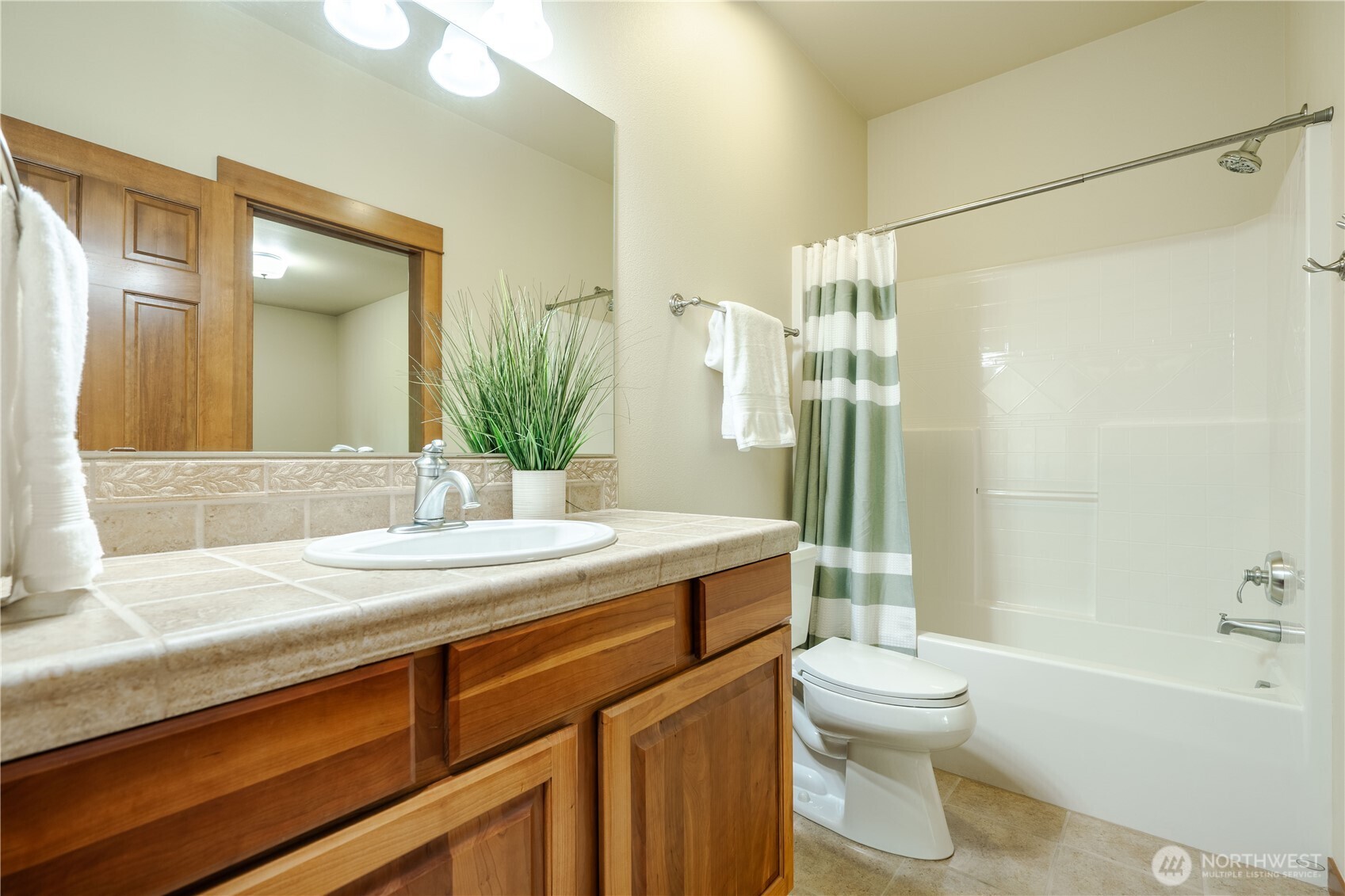 8584 Blue Grouse Way , Blaine, WA 98230