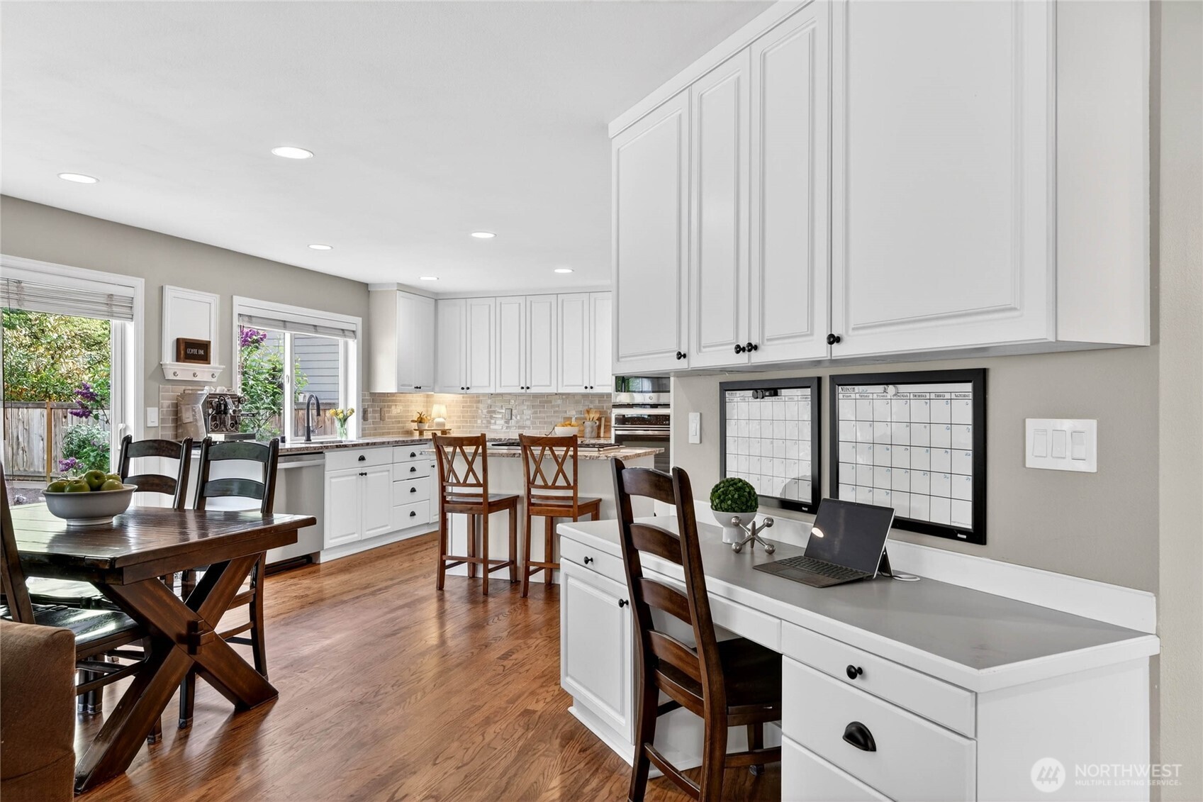 24861 NE 1st Place , Sammamish, WA 98074