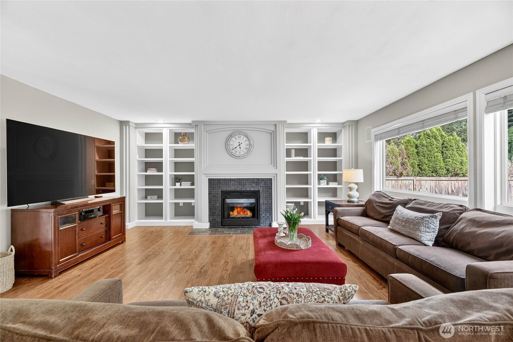 24861 NE 1st Place , Sammamish, WA 98074