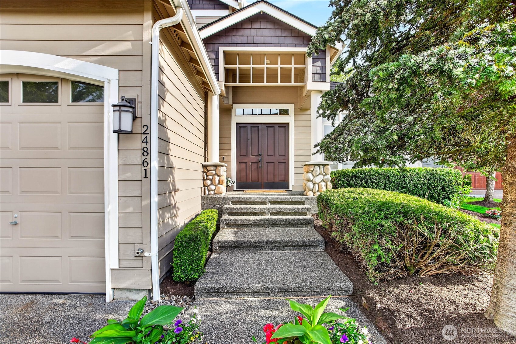 24861 NE 1st Place , Sammamish, WA 98074