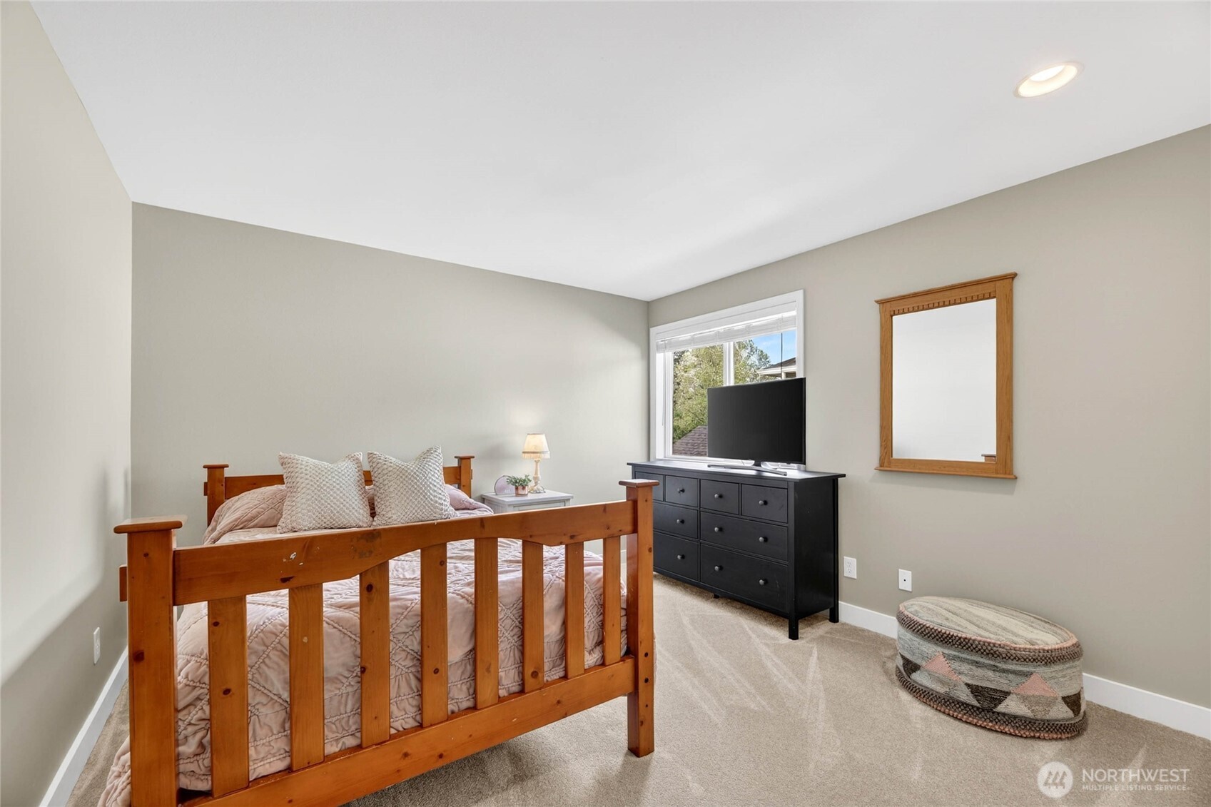 24861 NE 1st Place , Sammamish, WA 98074