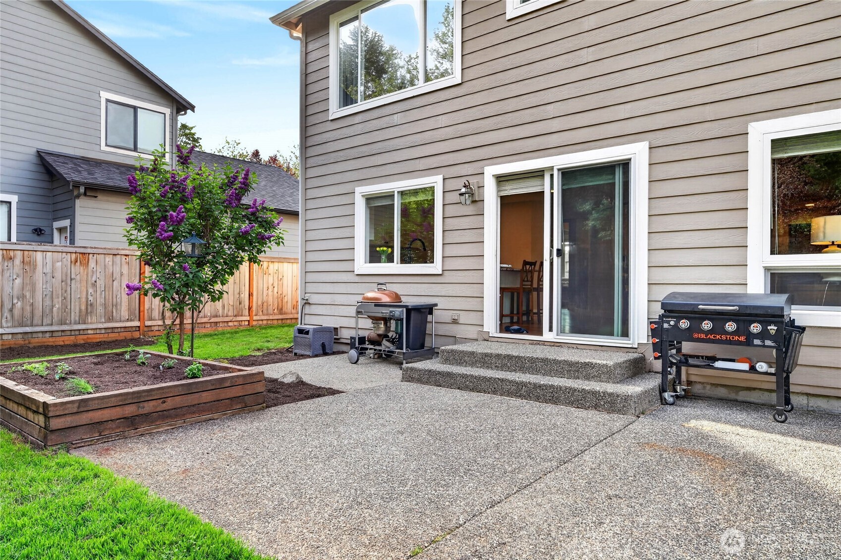 24861 NE 1st Place , Sammamish, WA 98074