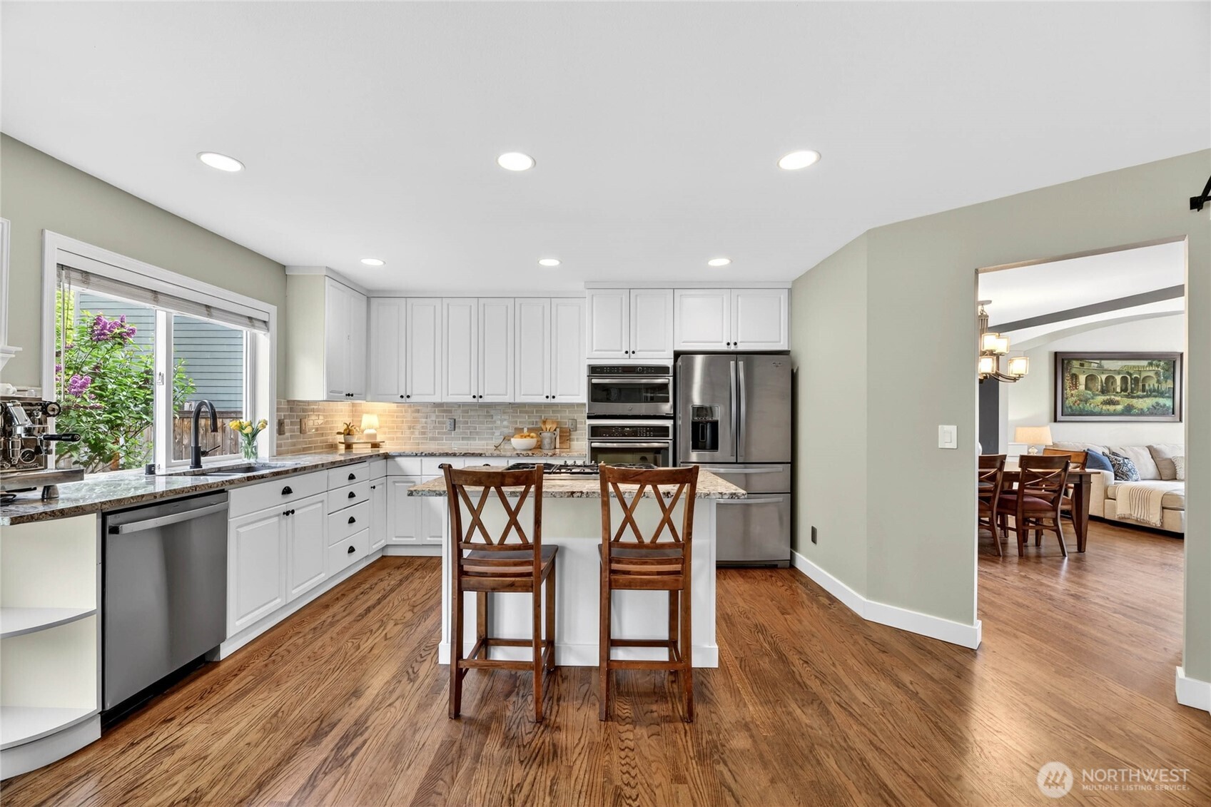 24861 NE 1st Place , Sammamish, WA 98074