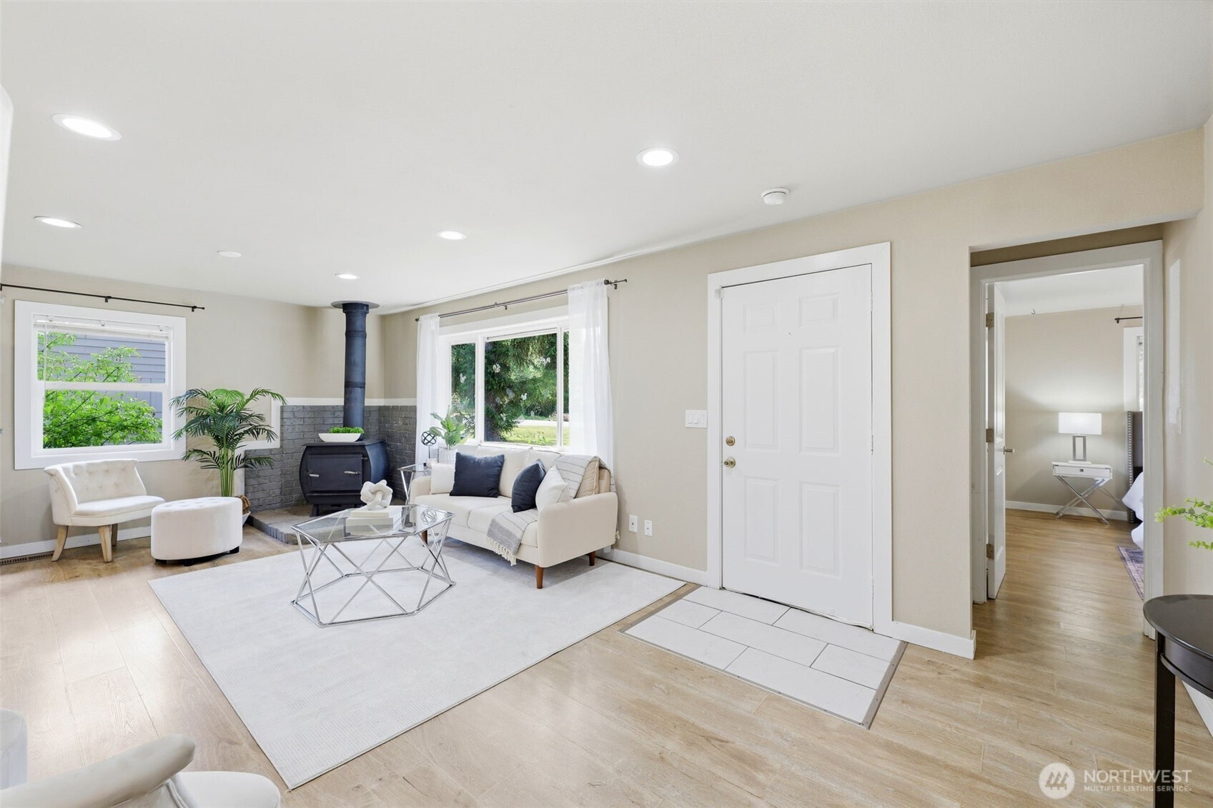 12828 6th Avenue S, Burien, WA 98168
