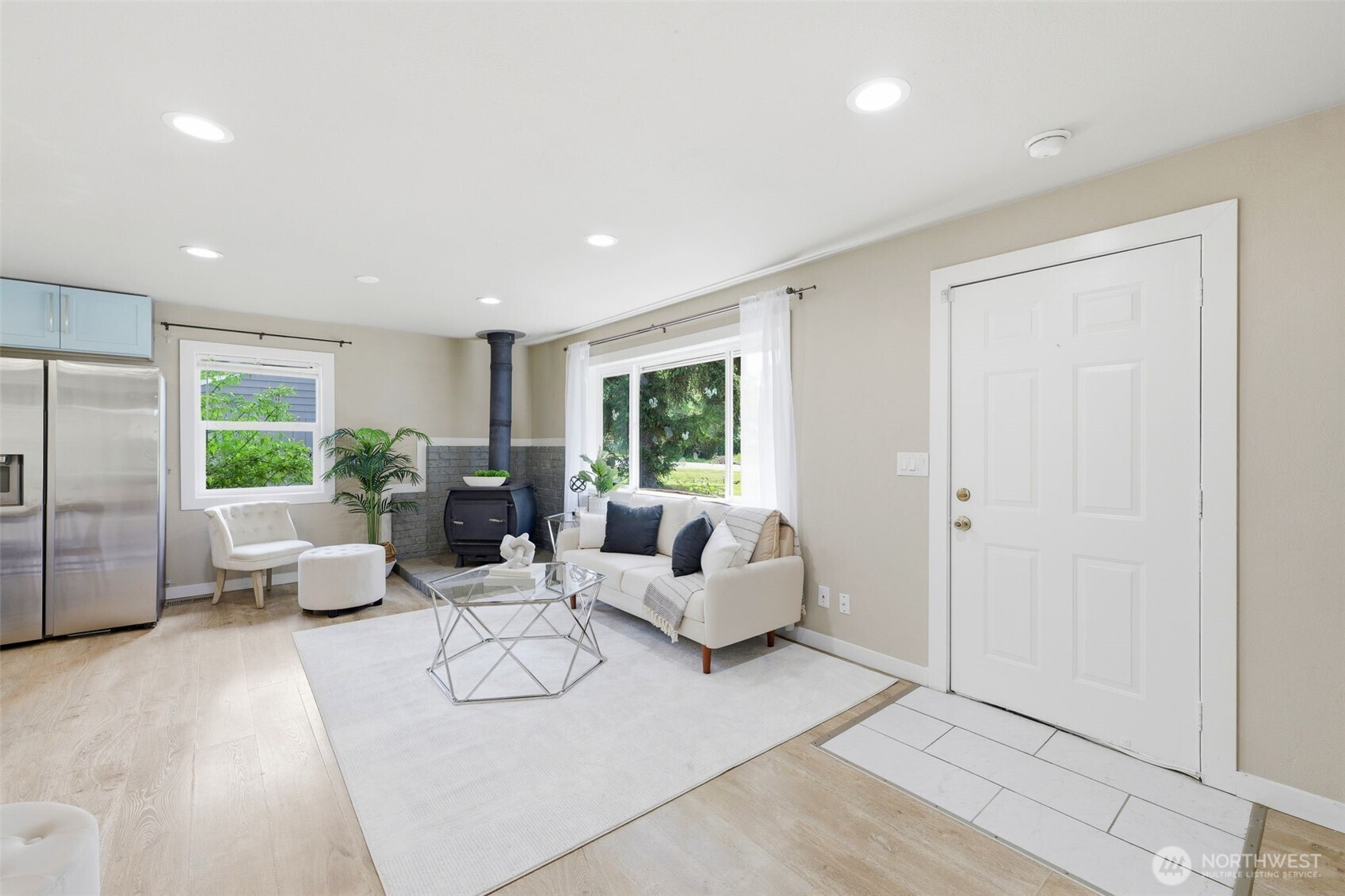 12828 6th Avenue S, Burien, WA 98168
