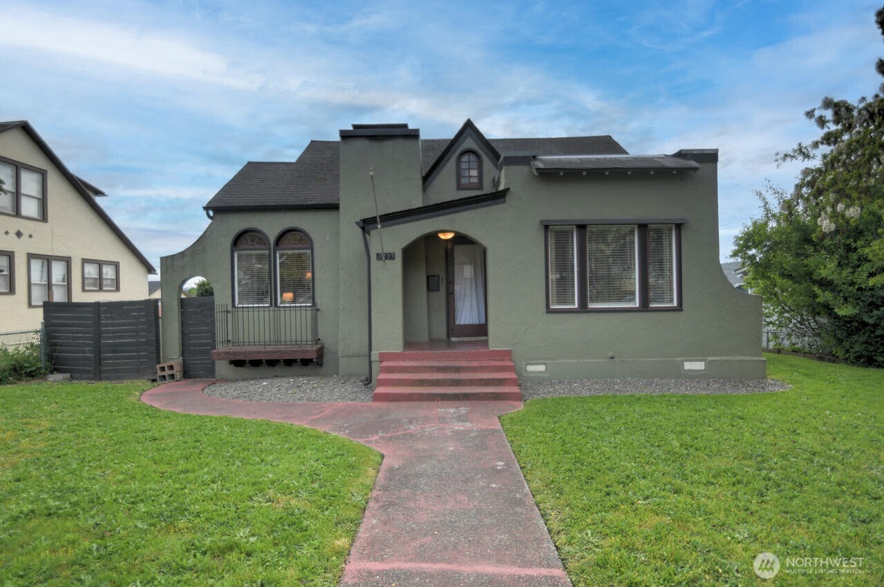 1059 S Market Boulevard , Chehalis, WA 98532