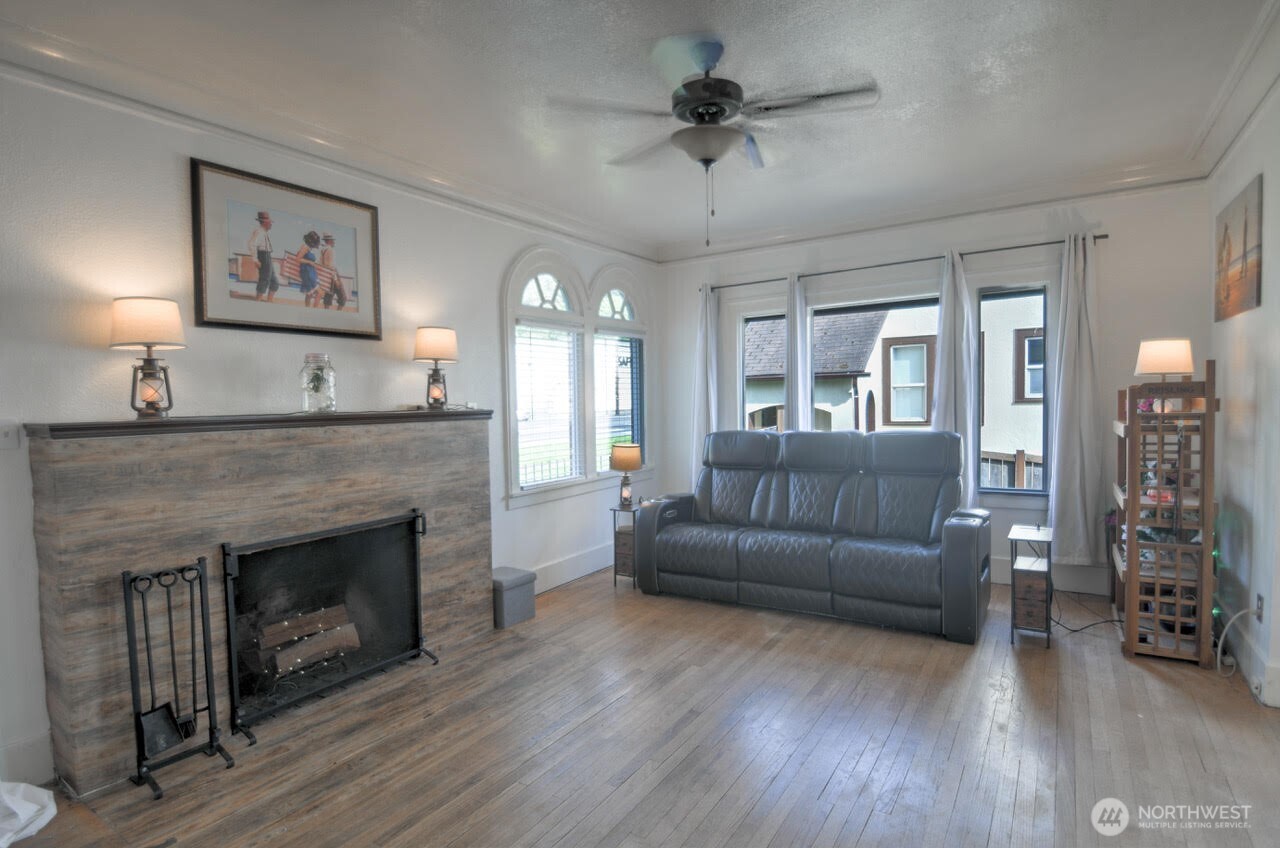 1059 S Market Boulevard , Chehalis, WA 98532
