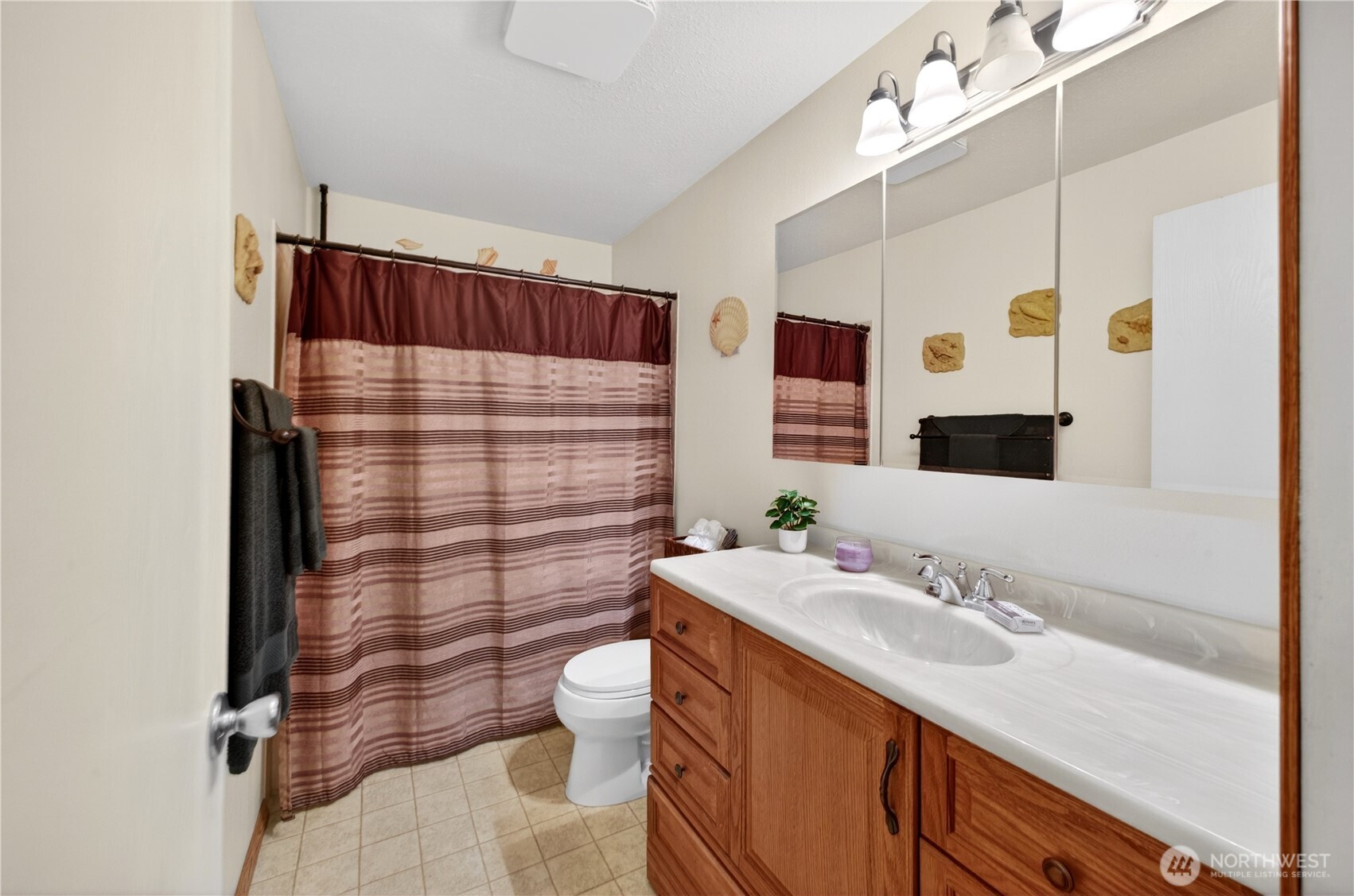 8211 189th Avenue E, Bonney Lake, WA 98391