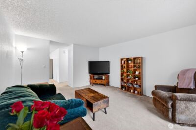 8211 189th Avenue E, Bonney Lake, WA 98391 - Photo 7