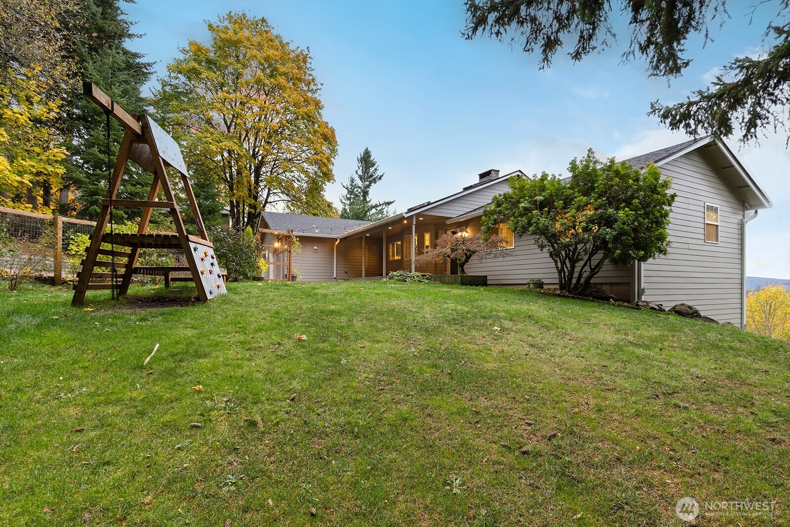 25313 NE 227th Street , Battle Ground, WA 98604