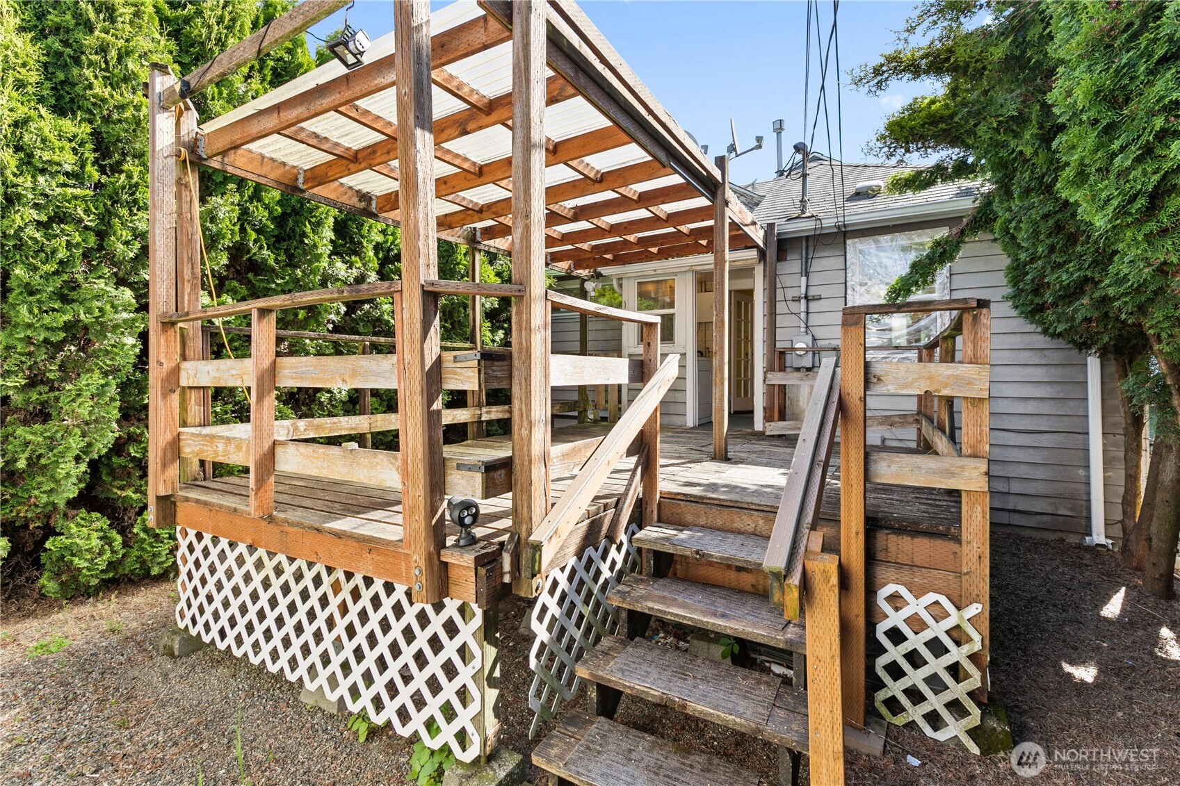 630 N Oakes Street , Tacoma, WA 98406