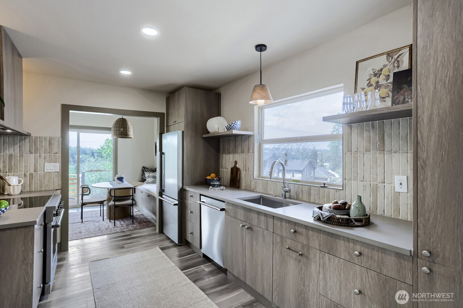 4582 22nd Avenue SW, Seattle, WA 98106