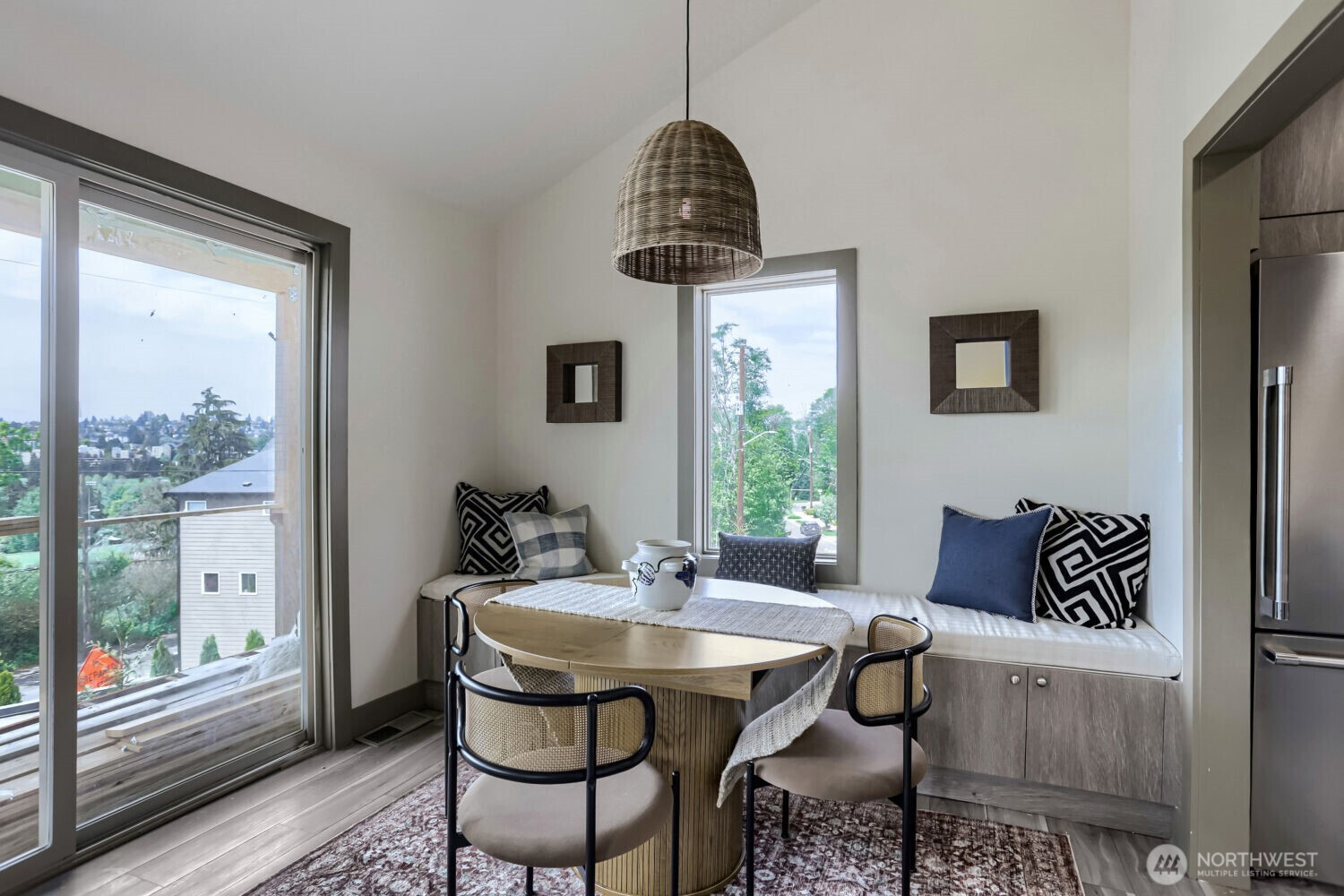 4582 22nd Avenue SW, Seattle, WA 98106