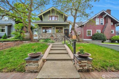 2614 N Lawrence Street , Tacoma, WA 98407