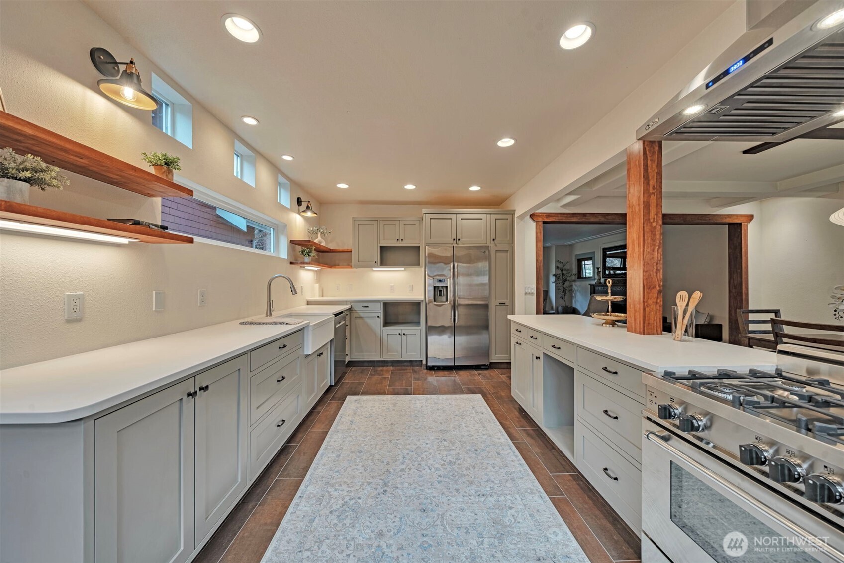2614 N Lawrence Street , Tacoma, WA 98407