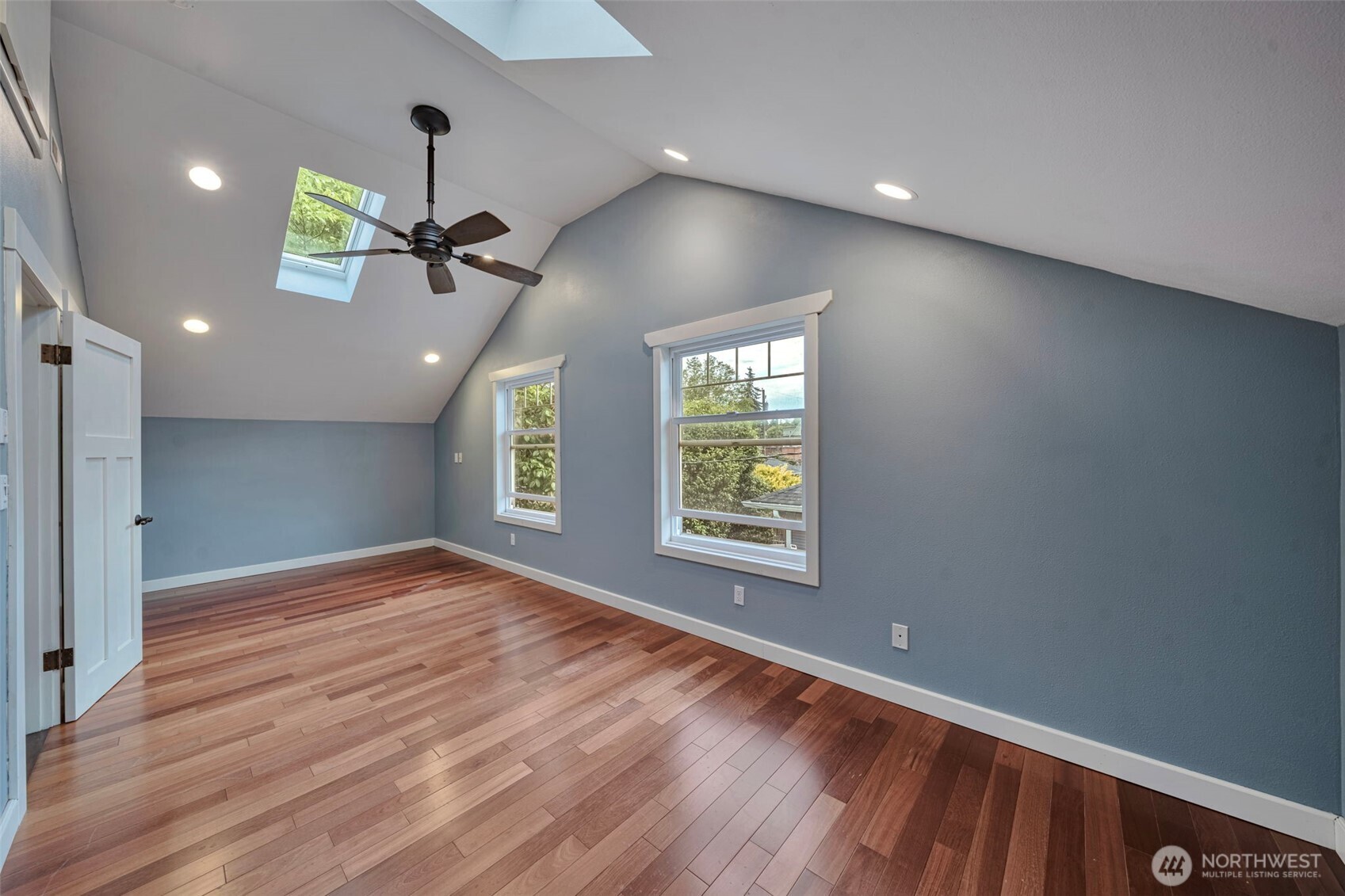 2614 N Lawrence Street , Tacoma, WA 98407