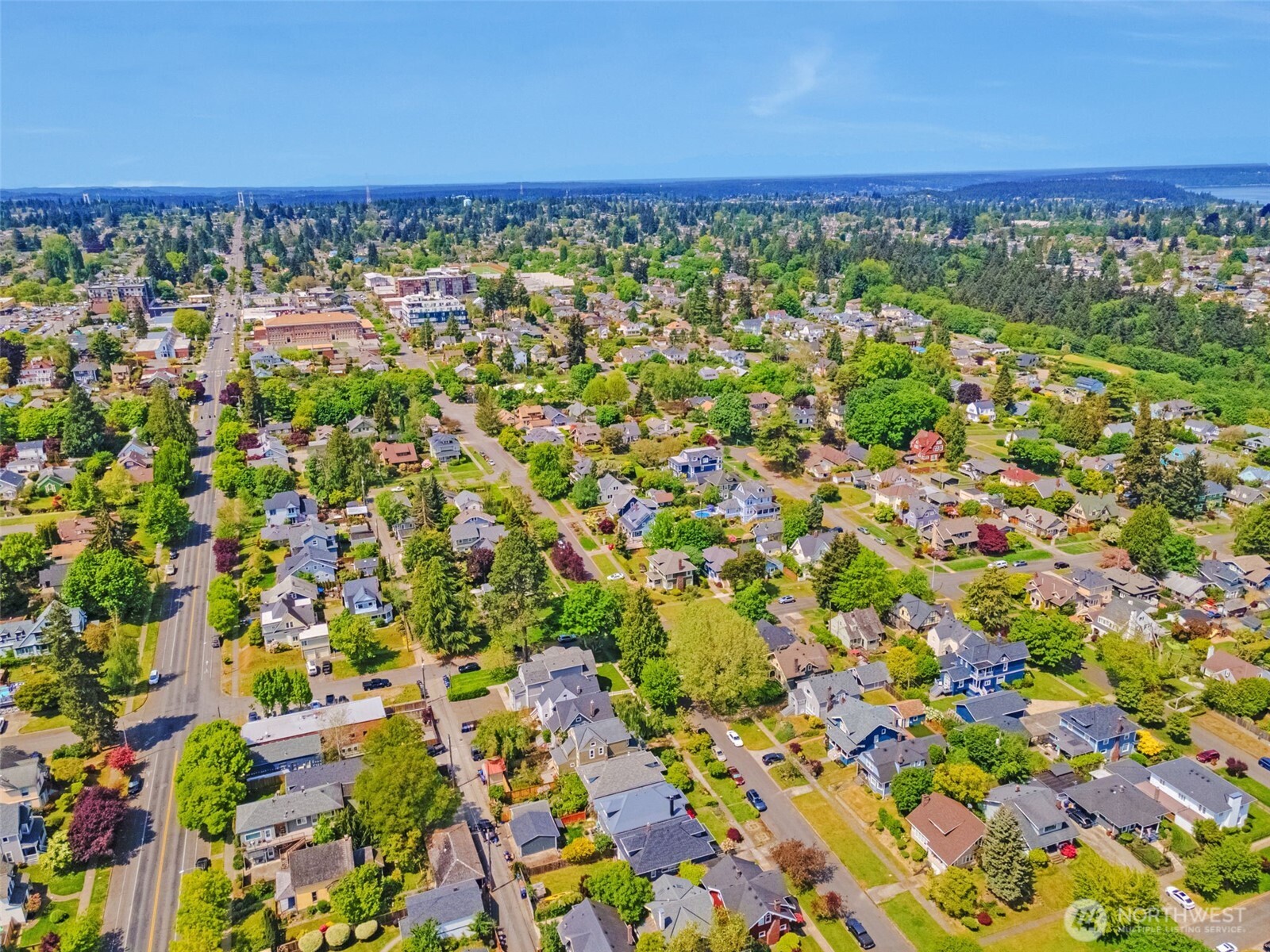 2614 N Lawrence Street , Tacoma, WA 98407