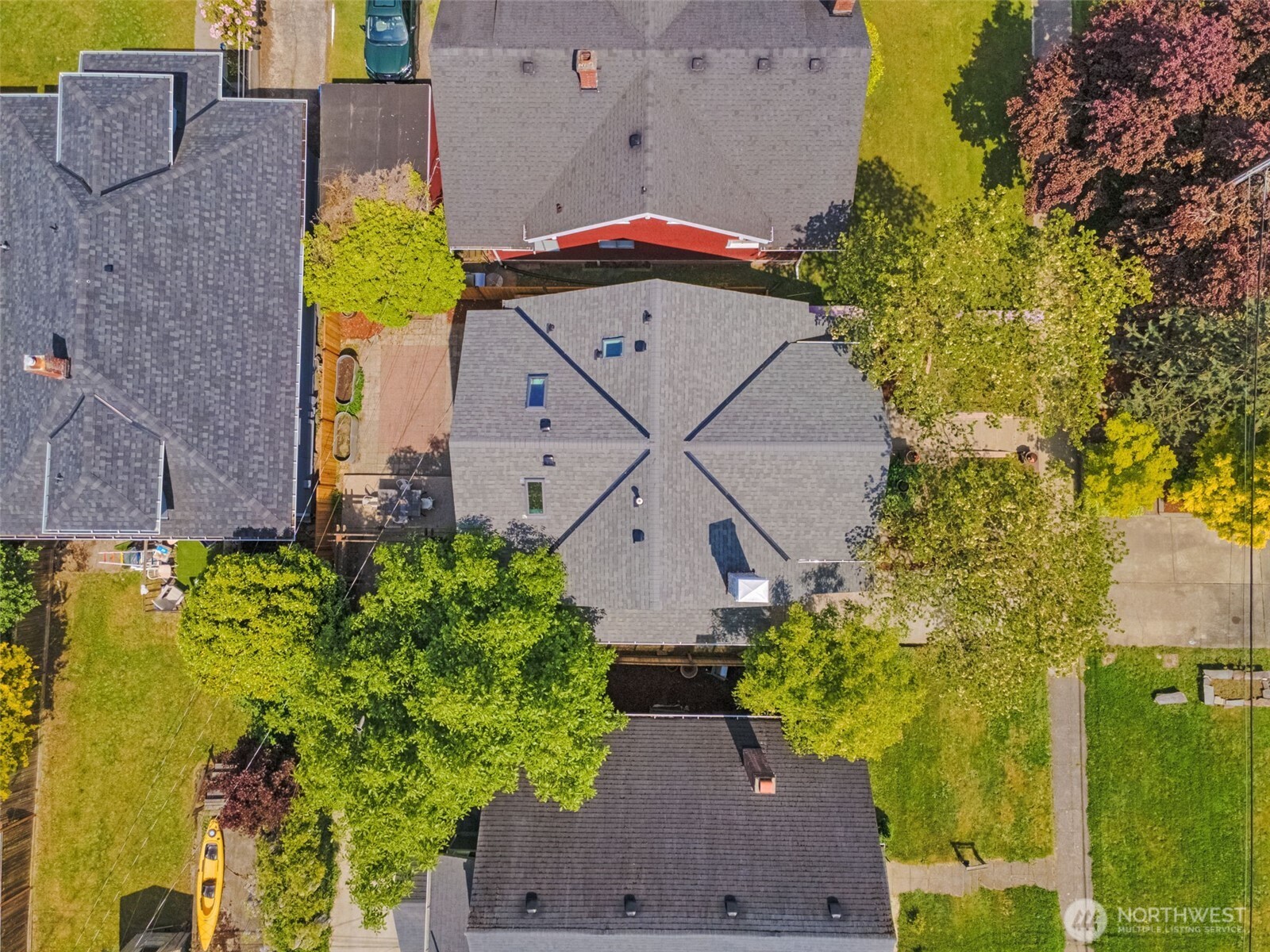 2614 N Lawrence Street , Tacoma, WA 98407