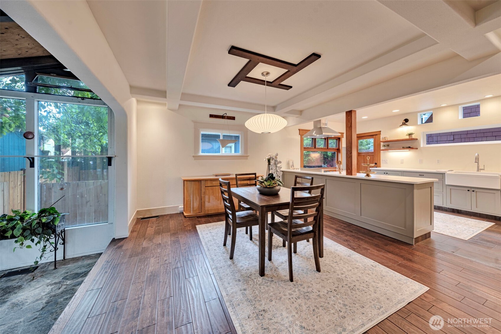 2614 N Lawrence Street , Tacoma, WA 98407