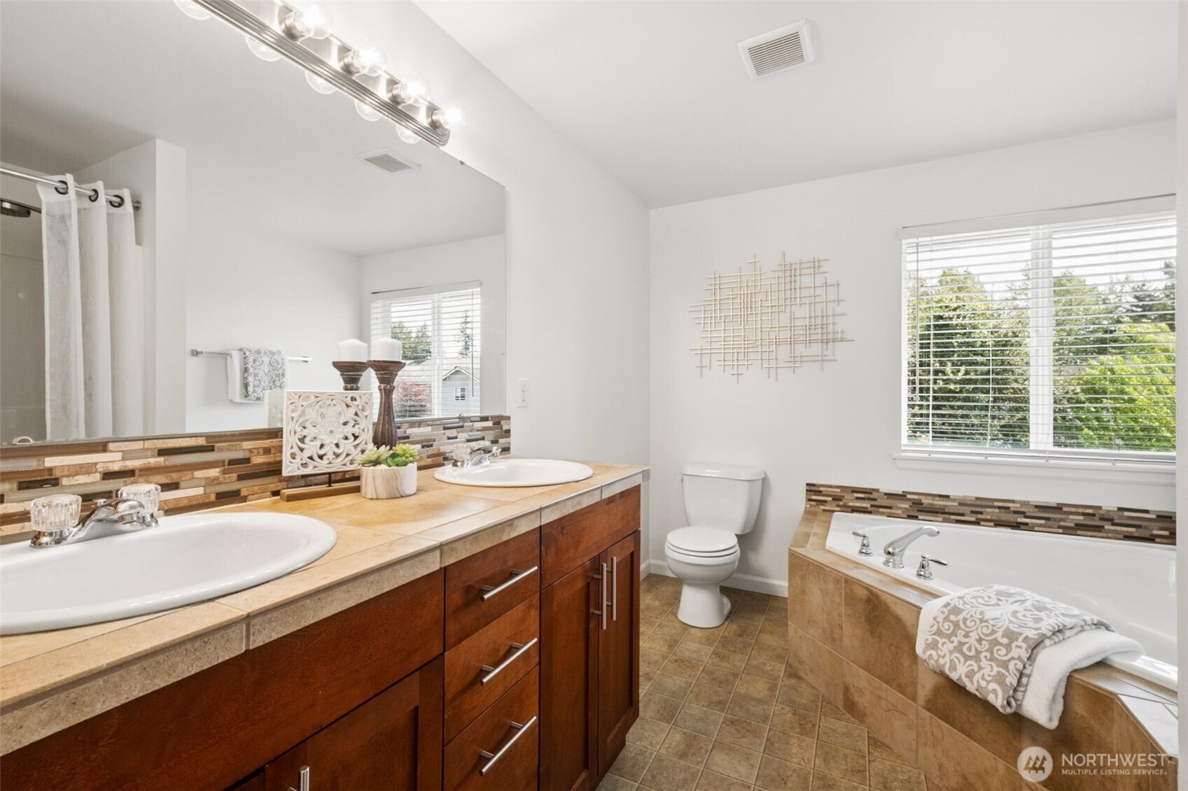 14321 SE 278th Street , Kent, WA 98042