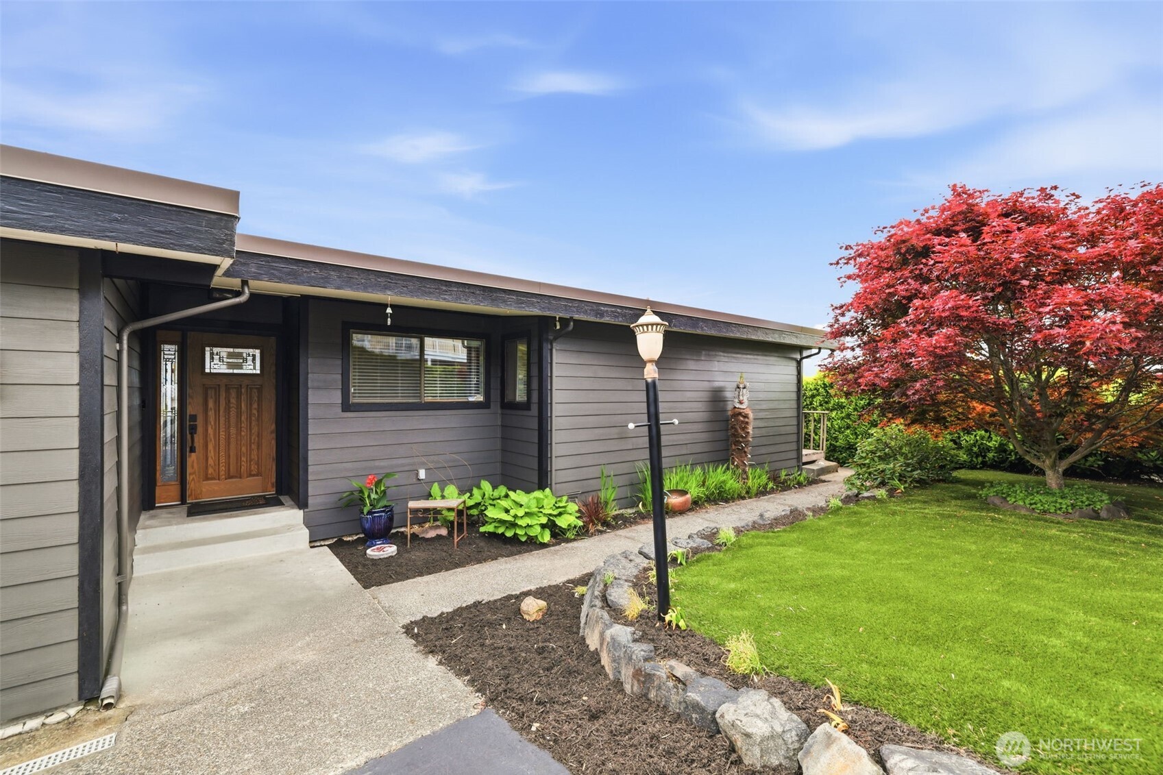 5578 Broad View Avenue NE, Tacoma, WA 98422