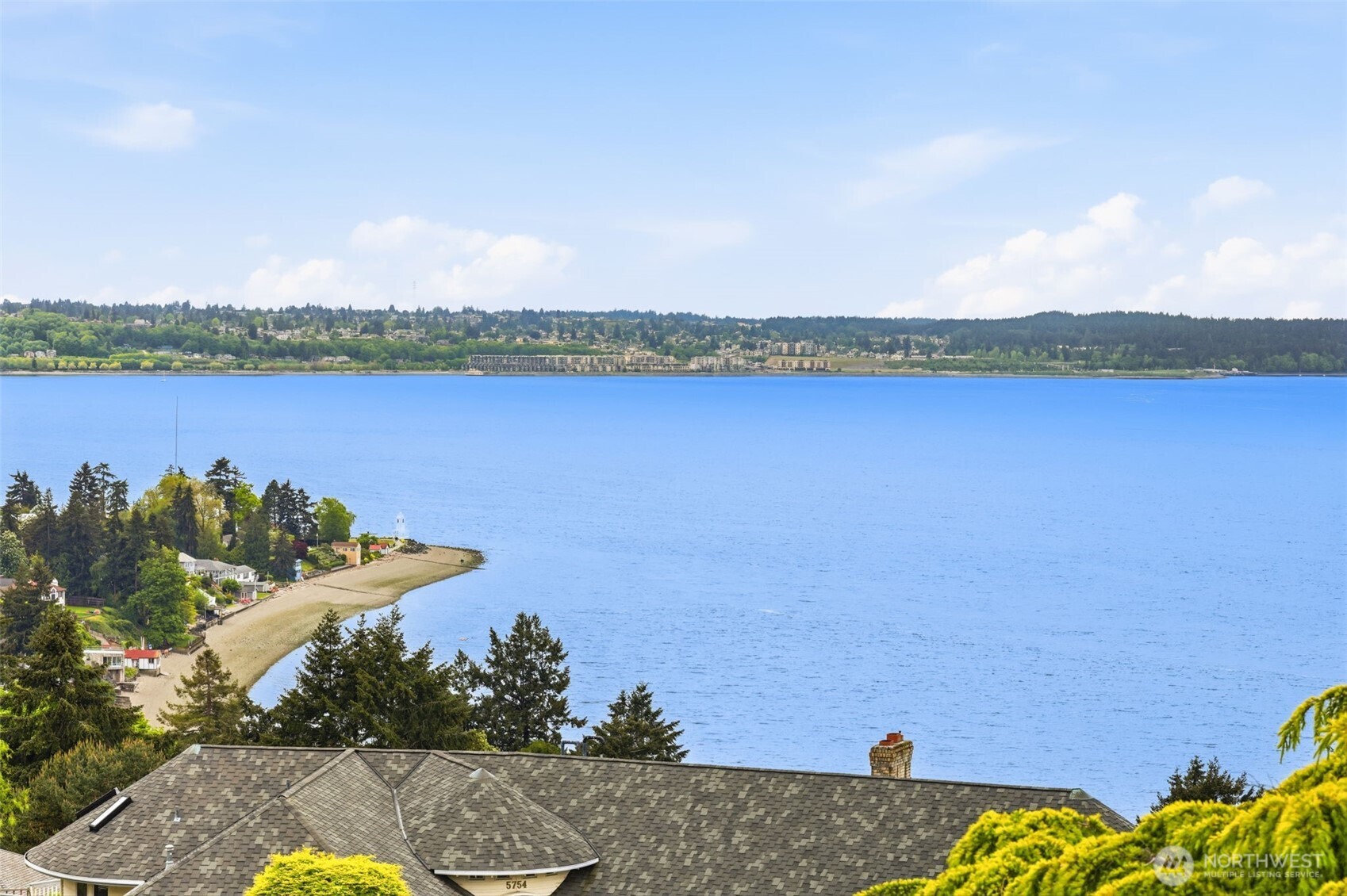 5578 Broad View Avenue NE, Tacoma, WA 98422