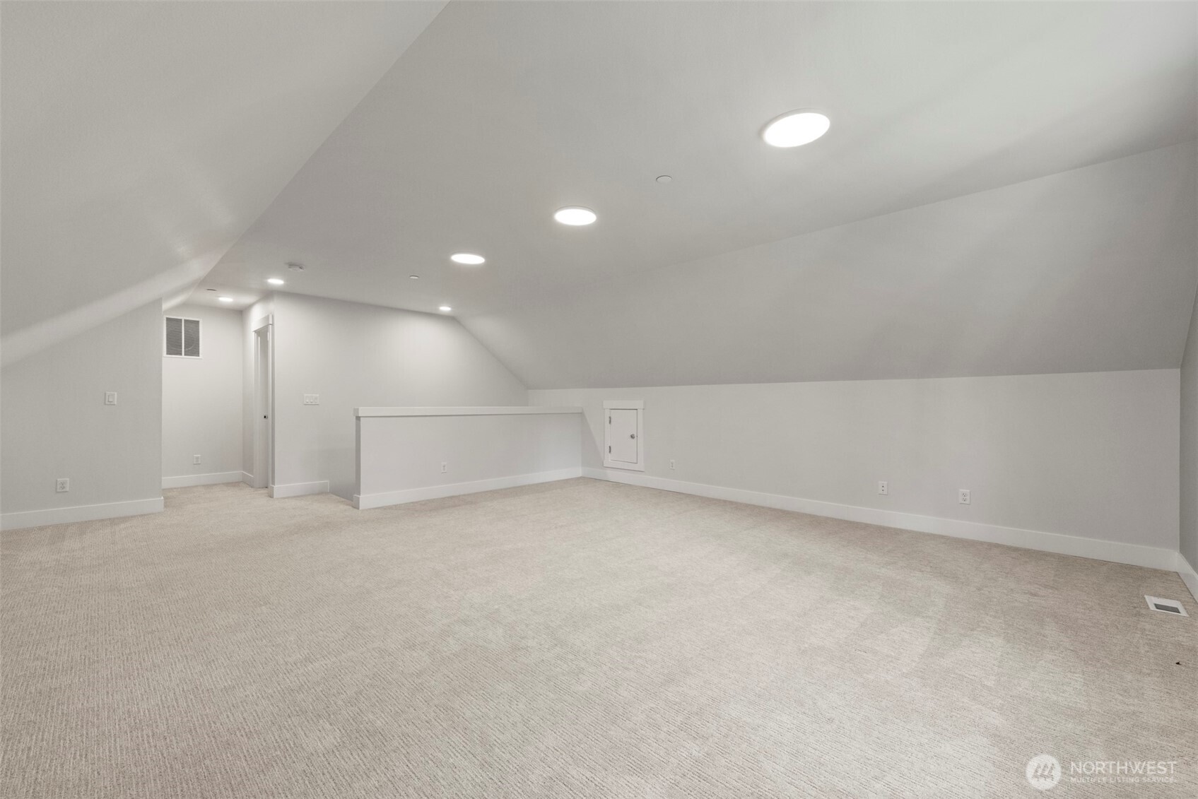 9509 186th Court NE, Redmond, WA 98052