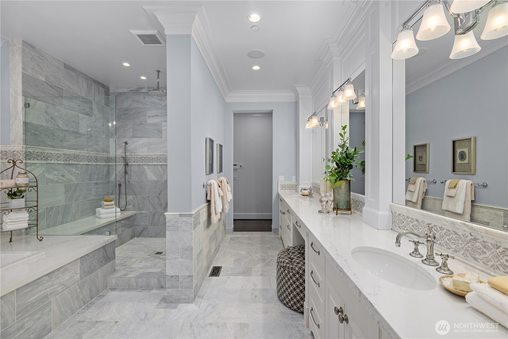 27126 SE Grand Ridge Drive , Issaquah, WA 98029