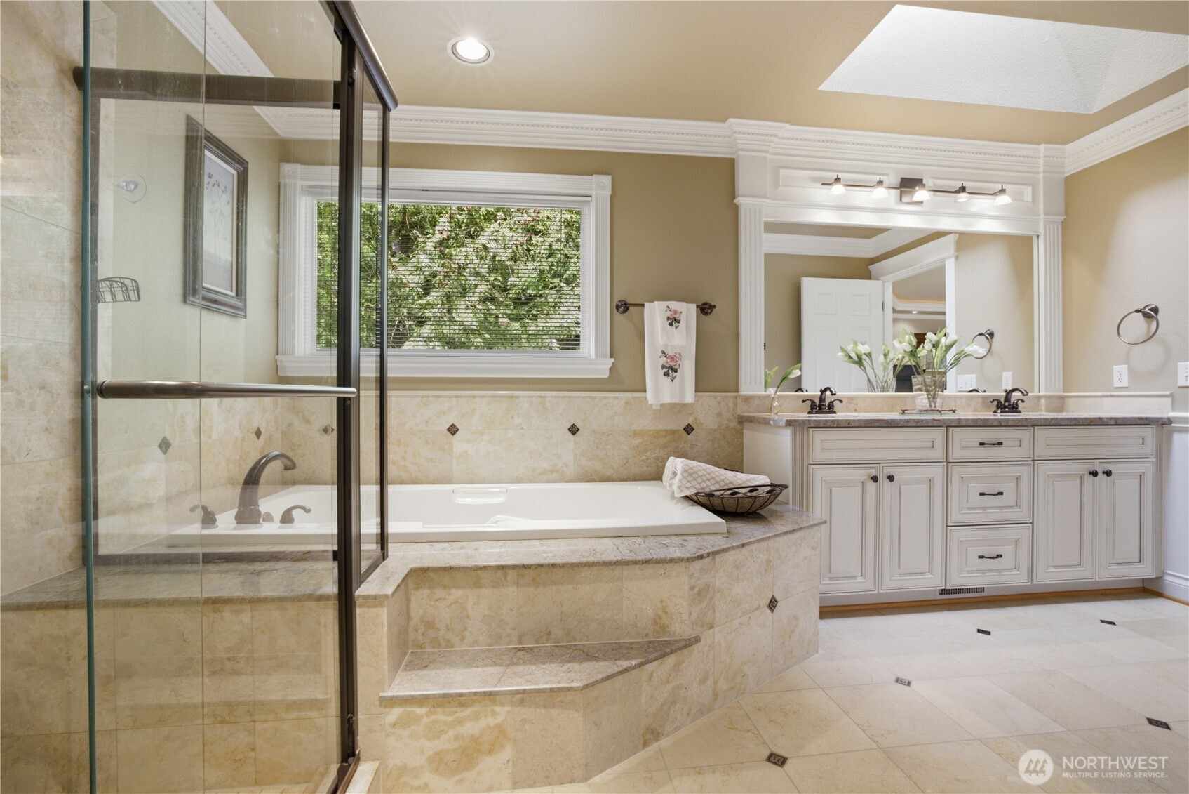 15430 SE 67th Place , Bellevue, WA 98006
