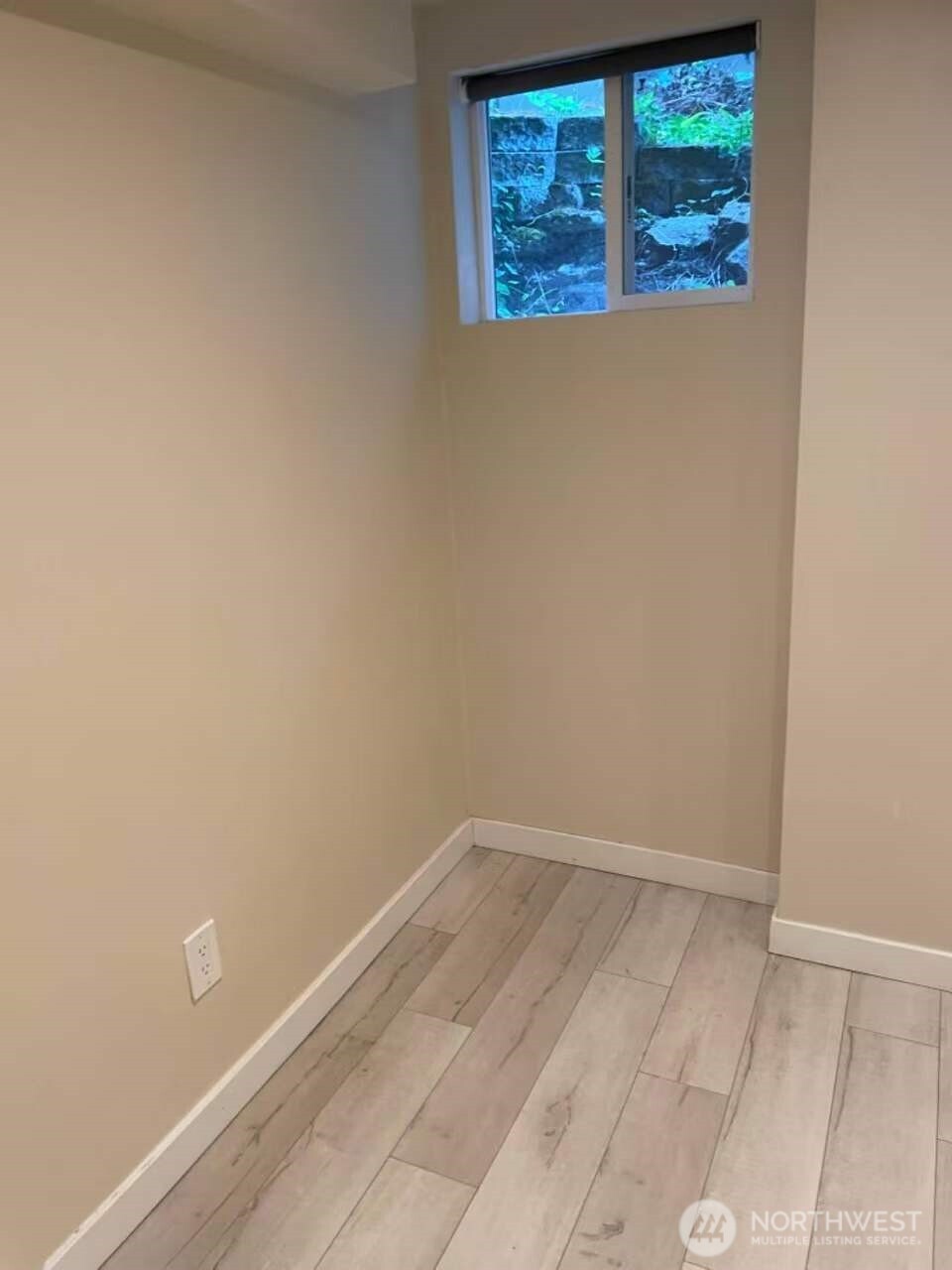 1606 Lakeview Boulevard E, Seattle, WA 98102