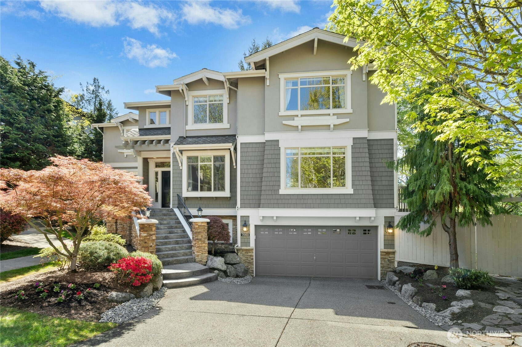 7003 117th Place NE, Kirkland, WA 98033