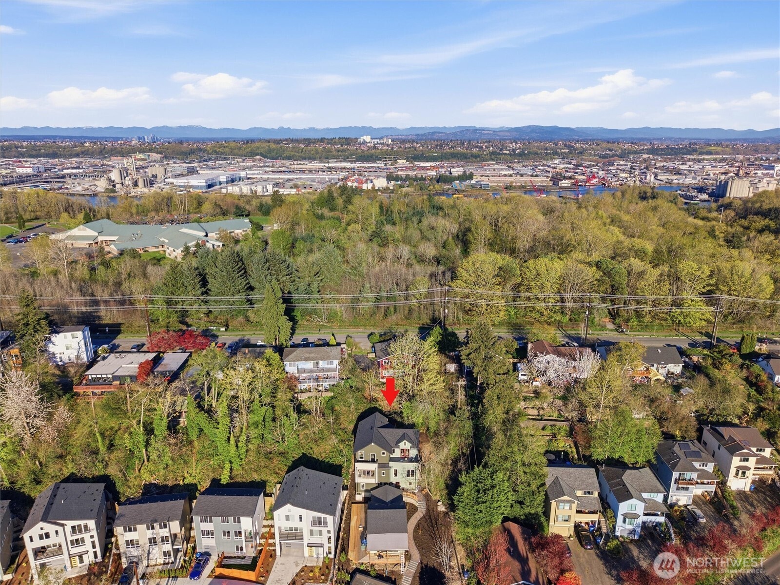 4586 22nd Avenue SW, Seattle, WA 98106